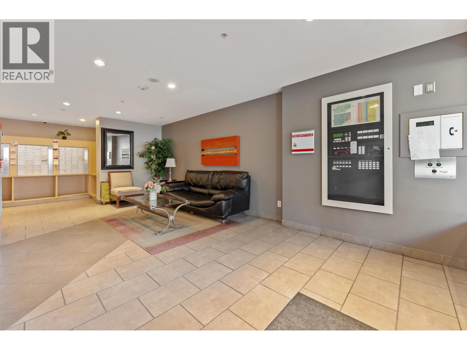 606 200 Keary Street Property Photo 19