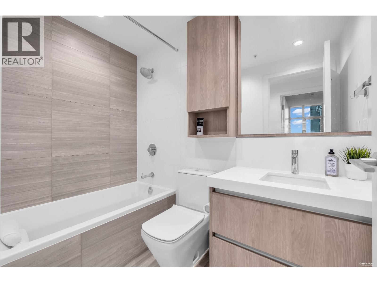 3304 6080 Mckay Avenue Property Photo 17