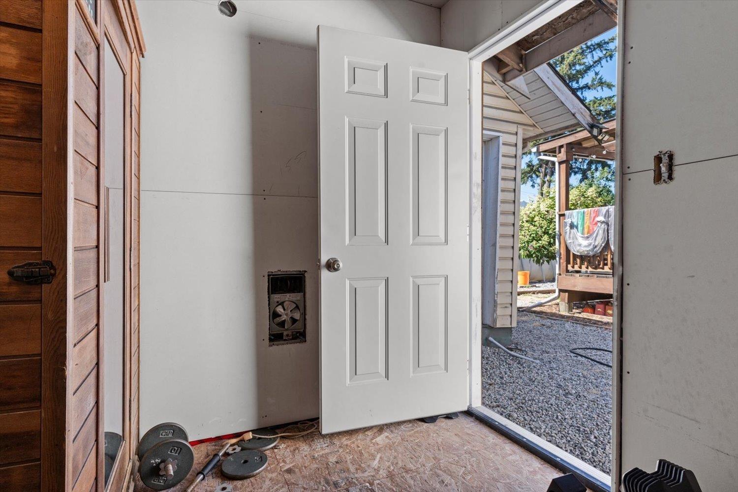 12768 112b Avenue Property Photo 28