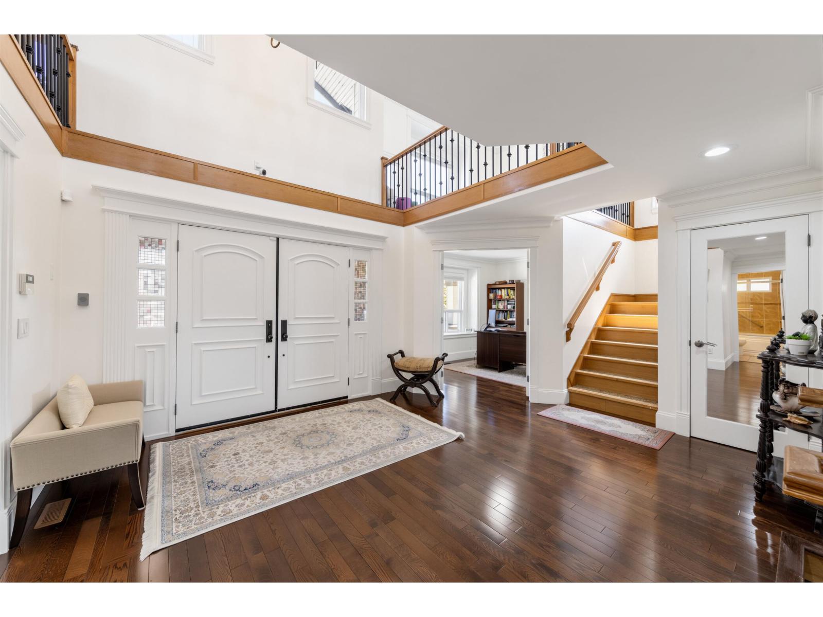 15354 Royal Avenue Property Photo 11