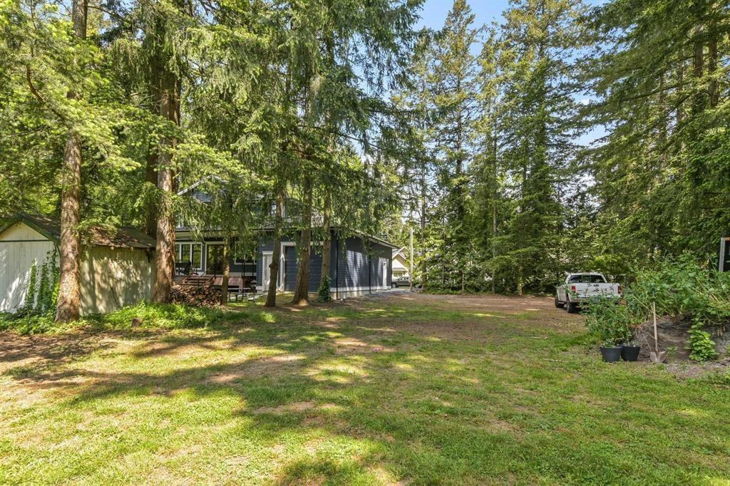 19682 44 Avenue Property Photo 32