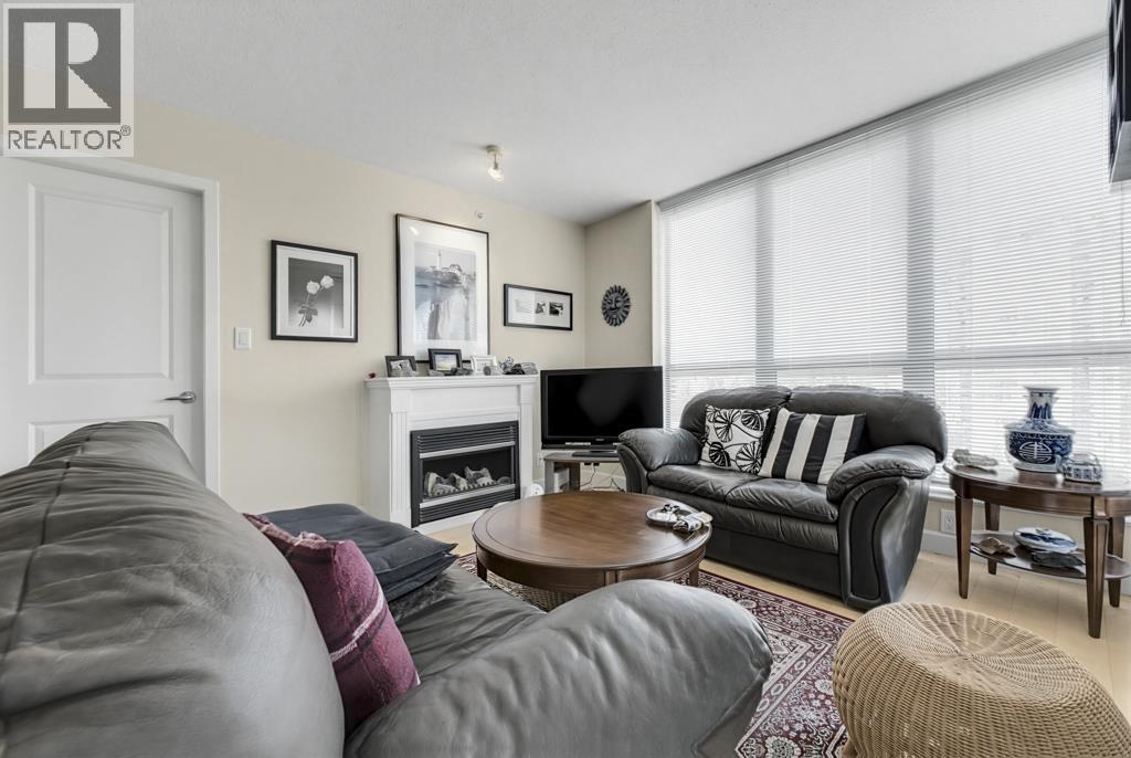 1604 850 Royal Avenue Property Photo 3