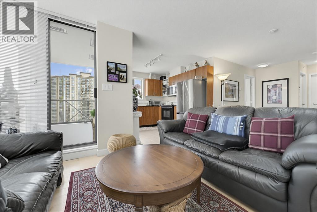 1604 850 Royal Avenue Property Photo 4