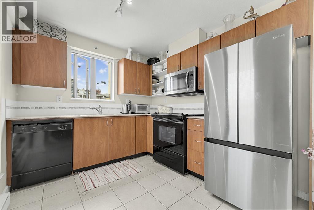 1604 850 Royal Avenue Property Photo 6