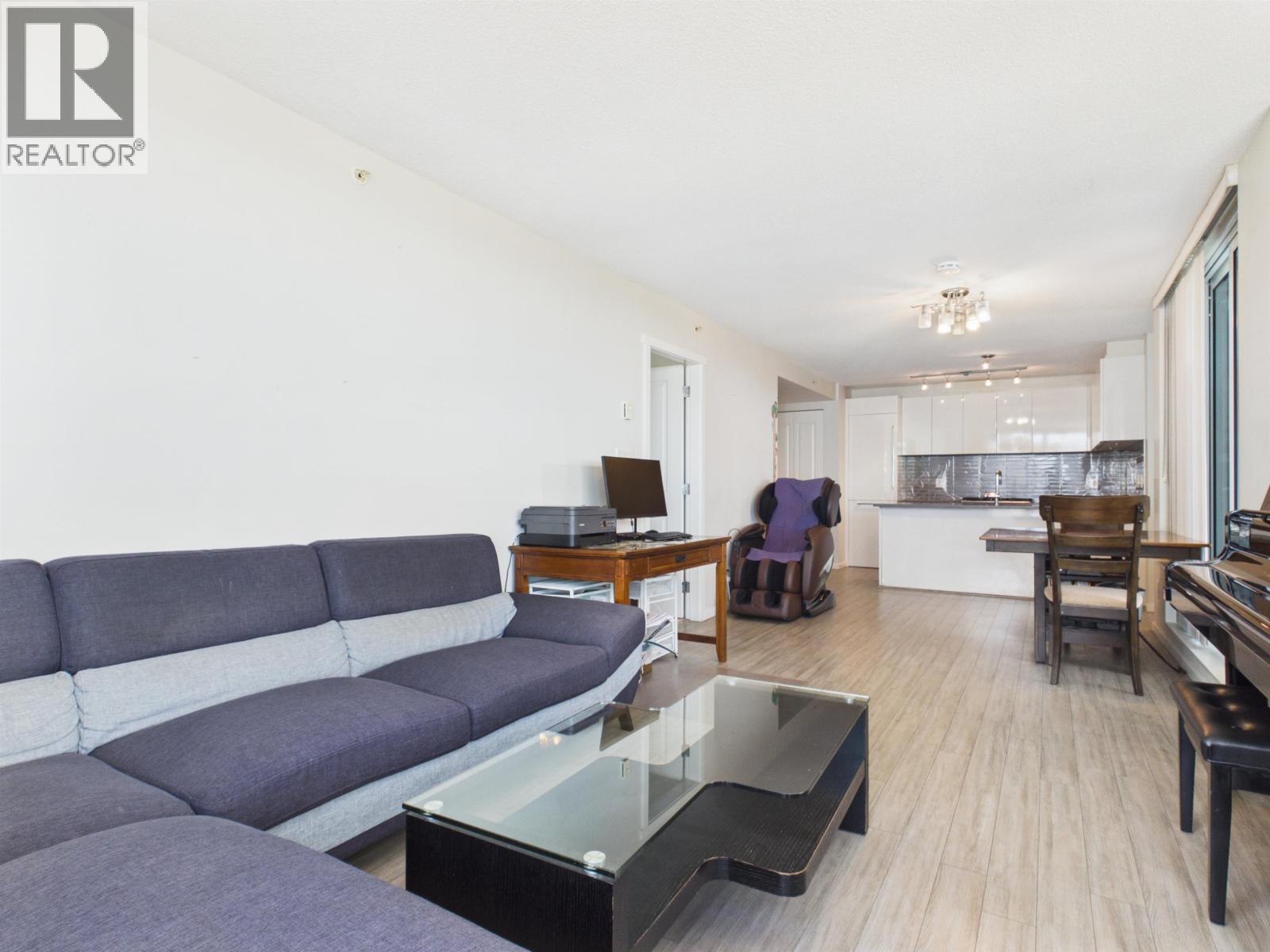 1605 6658 Dow Avenue Property Photo 5