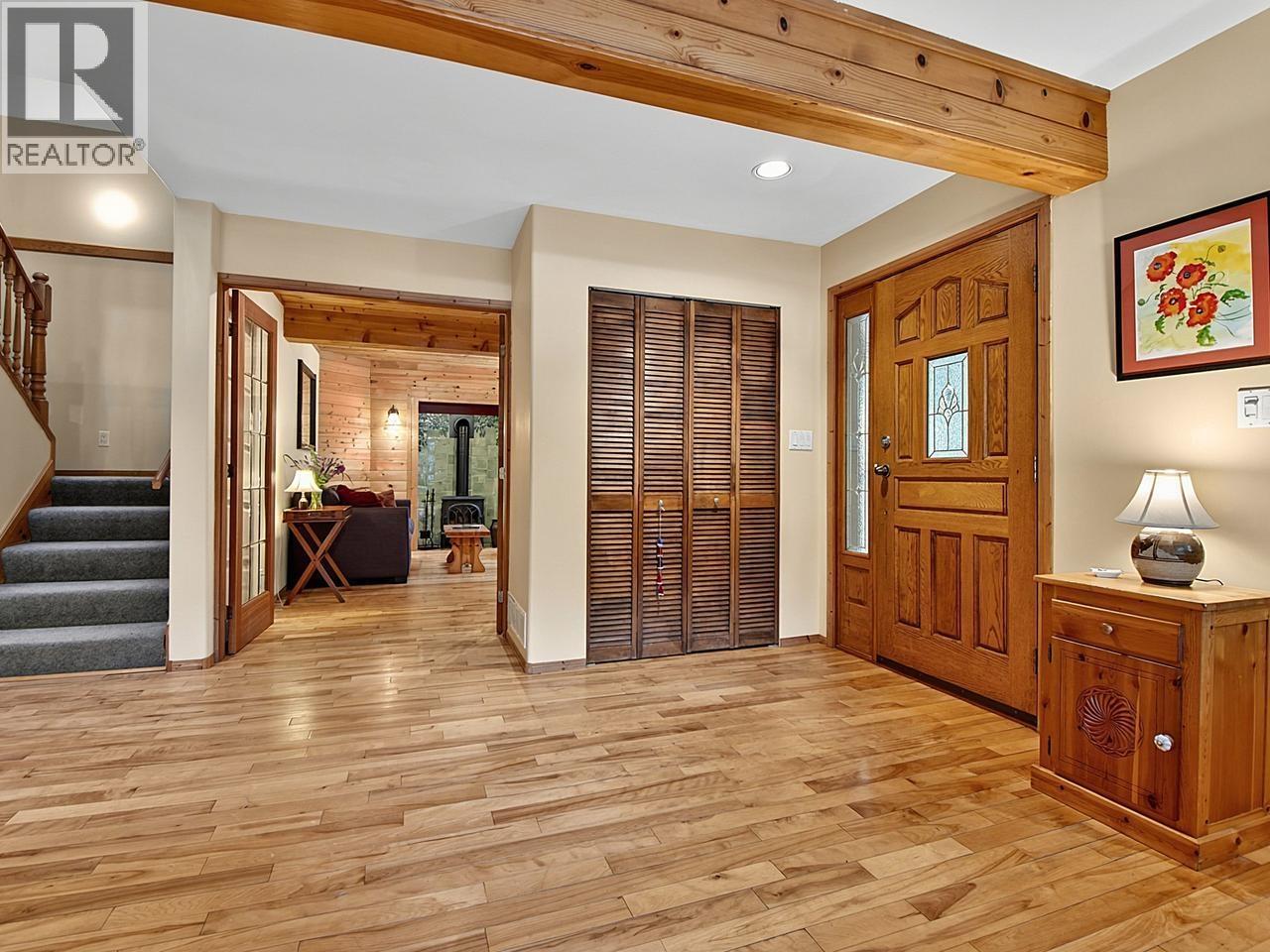 1099 Miller Road Property Photo 4