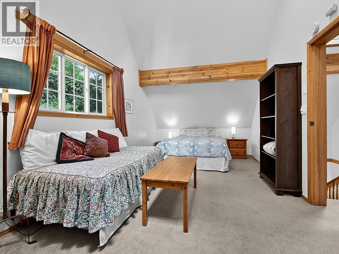 1099 Miller Road Property Photo 13