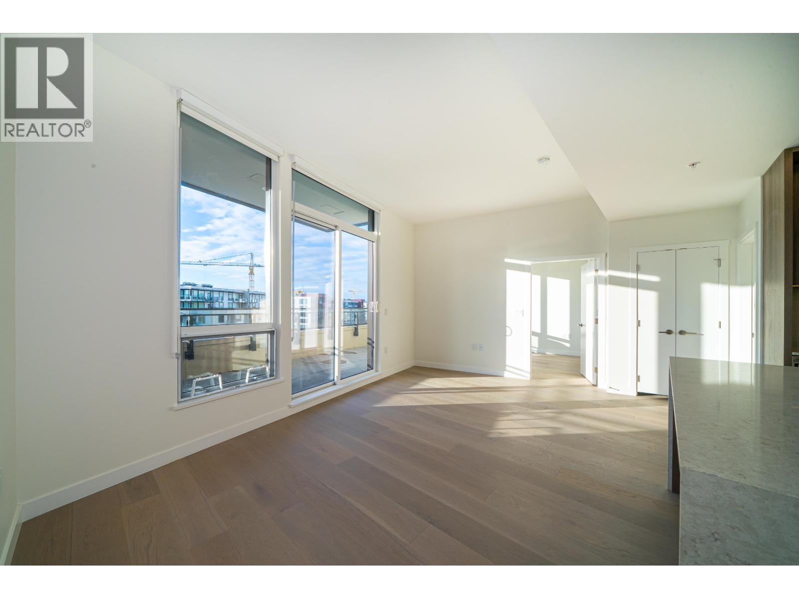 506 5212 Cambie Street Property Photo 2