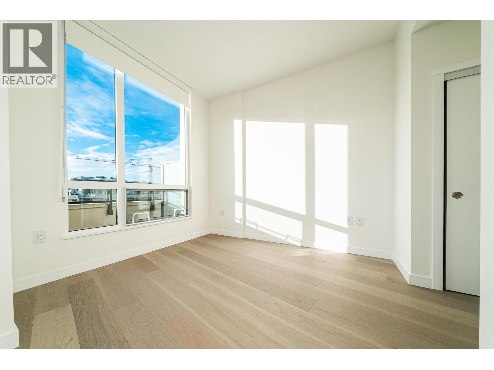 506 5212 Cambie Street Property Photo 10