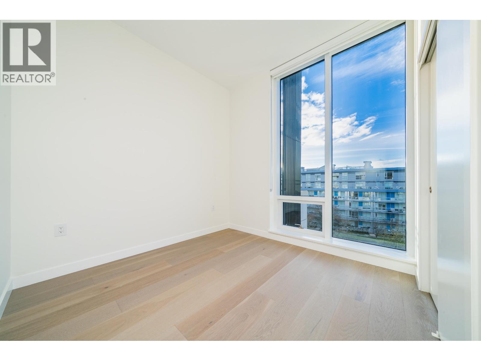 506 5212 Cambie Street Property Photo 11