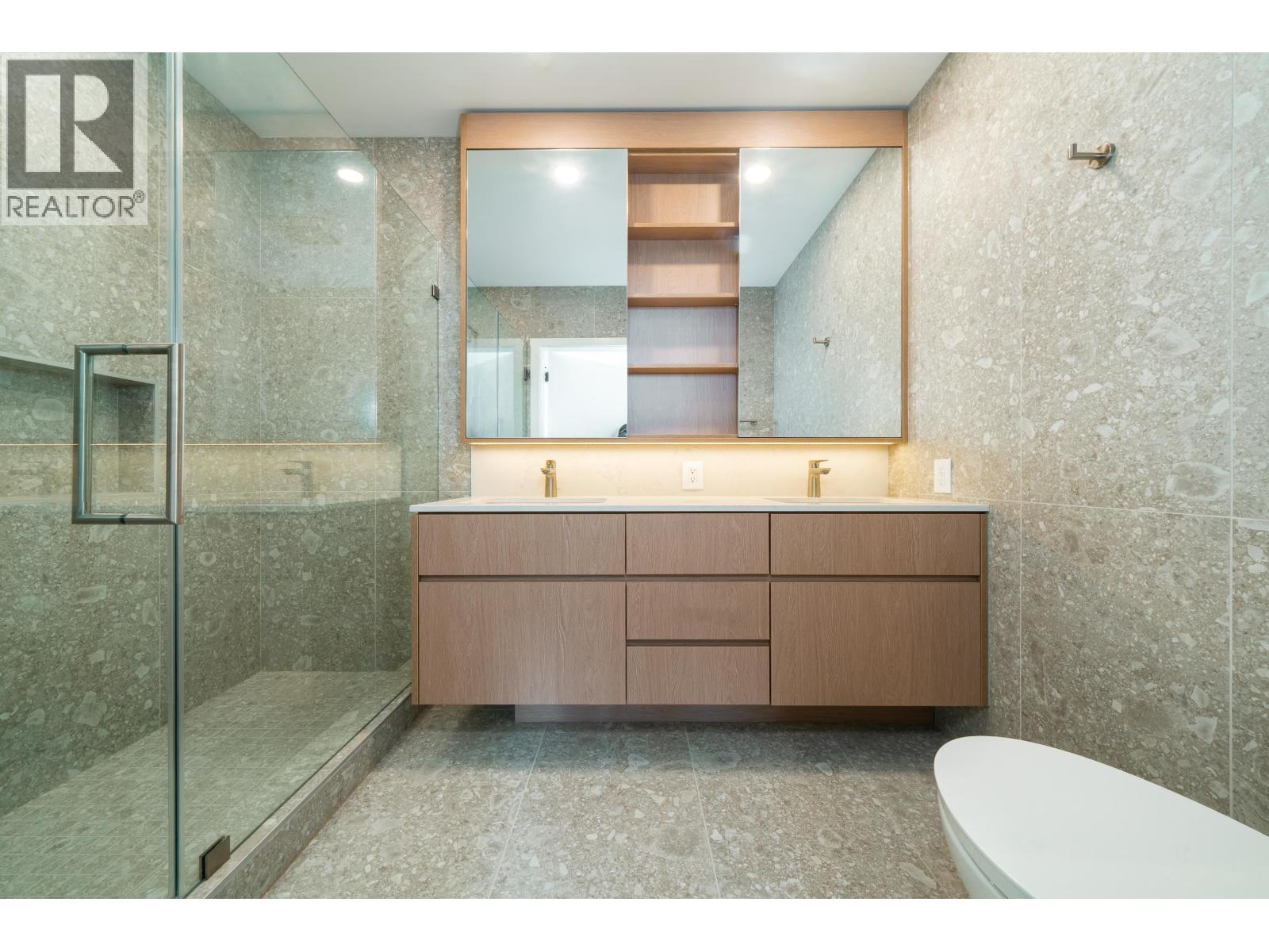 506 5212 Cambie Street Property Photo 17