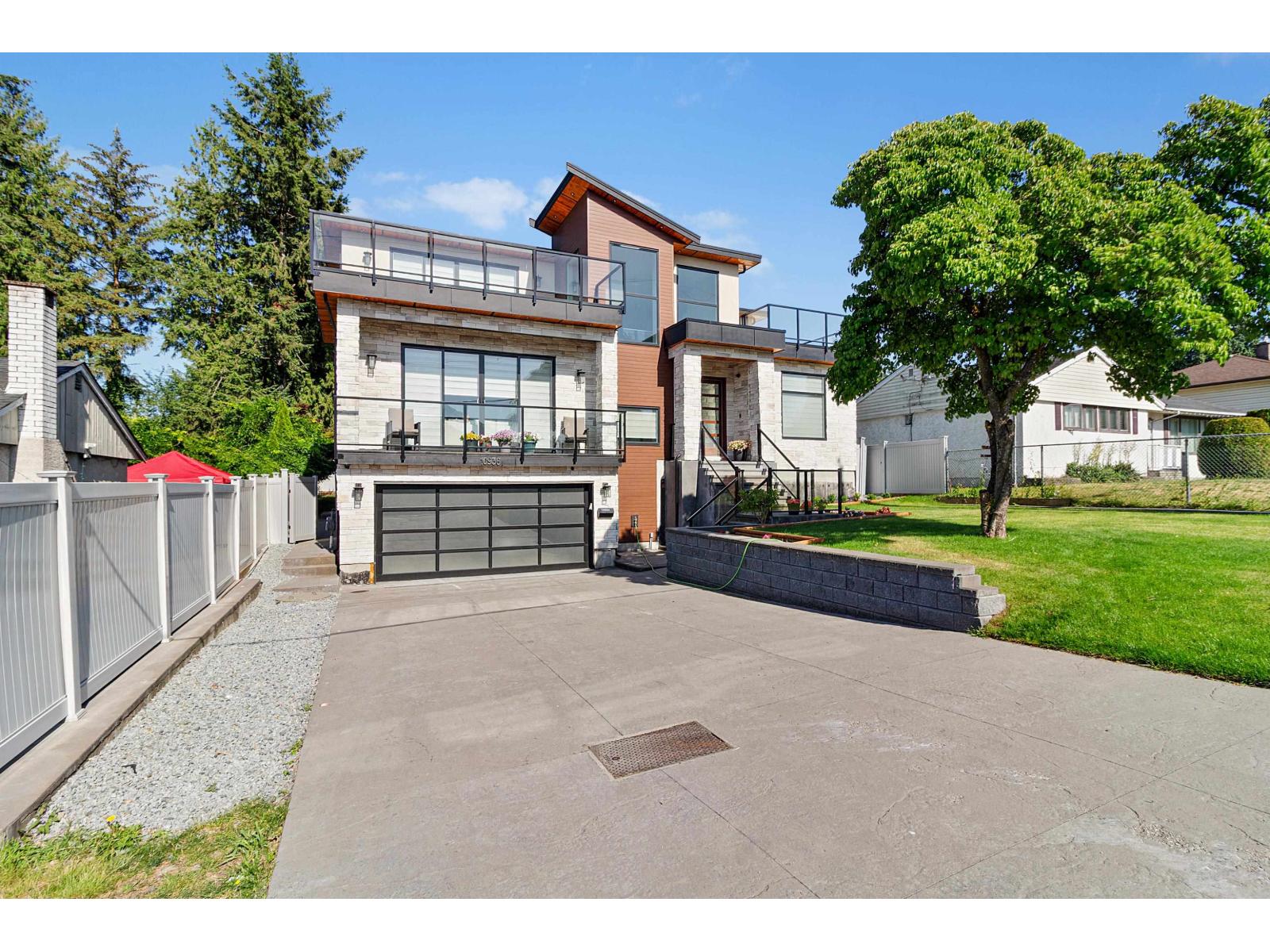 10936 128a Street Property Photo 2