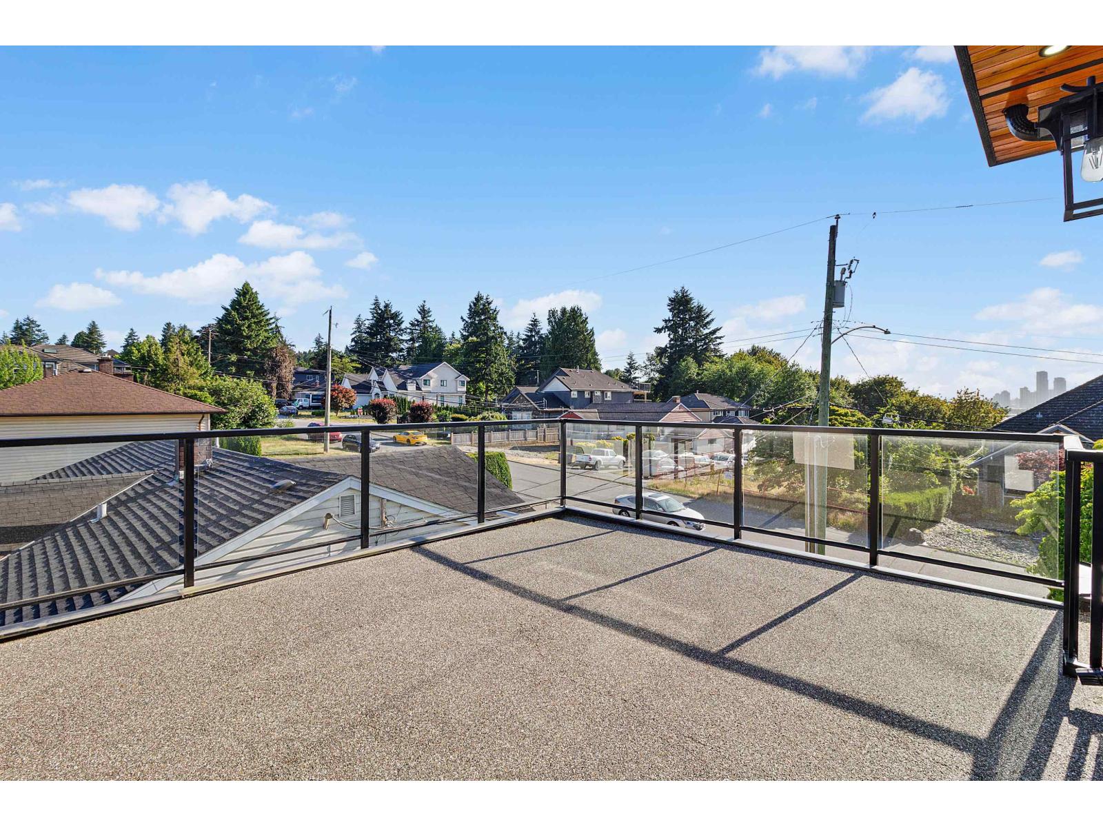 10936 128a Street Property Photo 33
