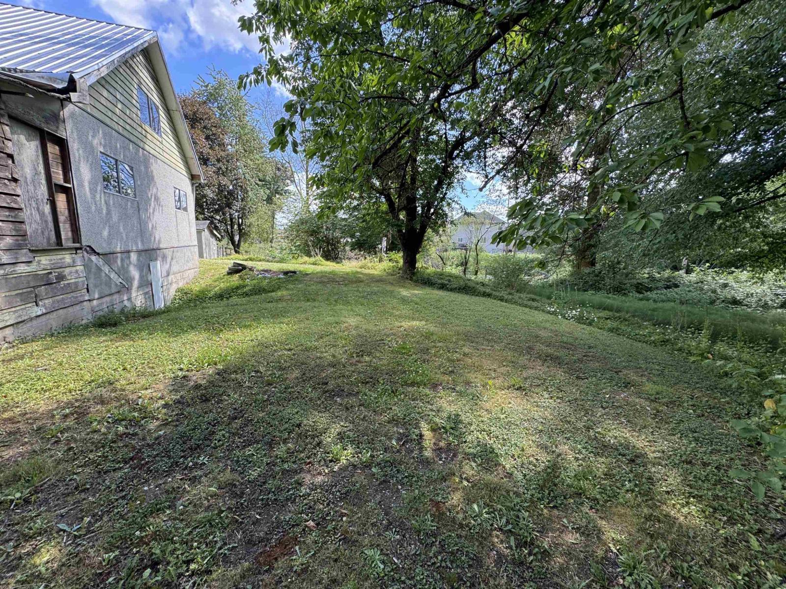 3177 Lefeuvre Road Property Photo 10