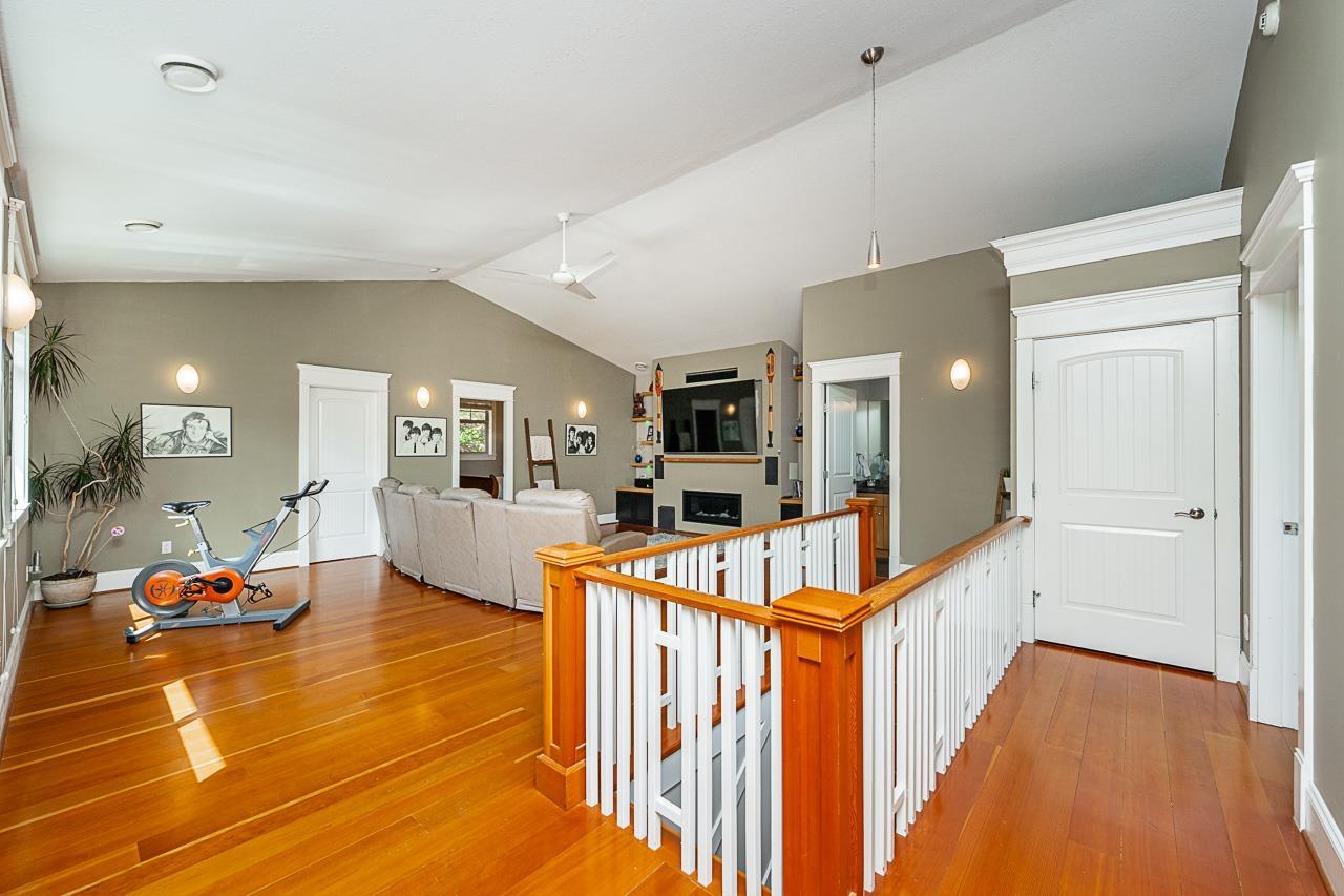 16592 78 Avenue Property Photo 6