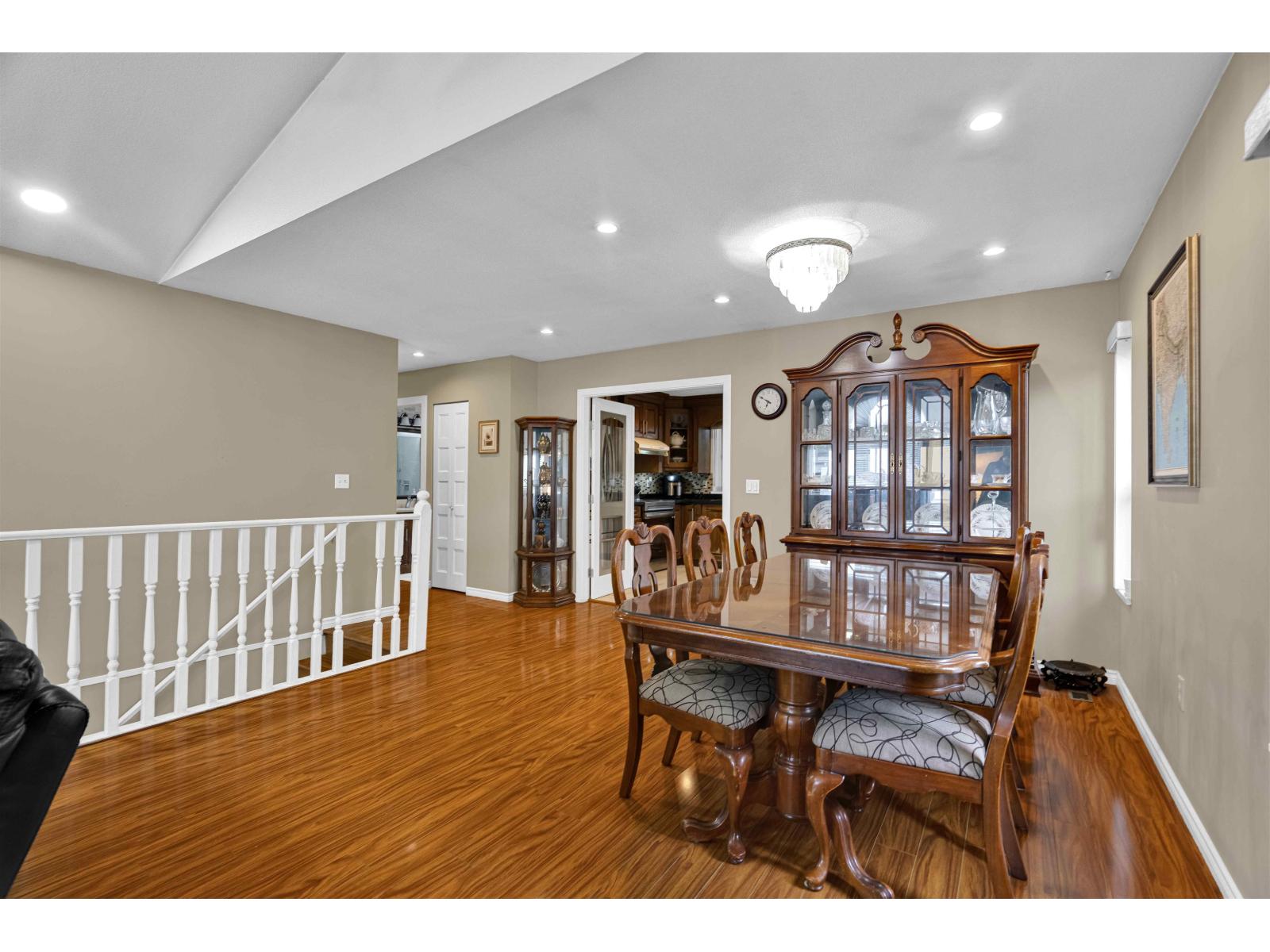 10258 Sheaves Court Property Photo 16