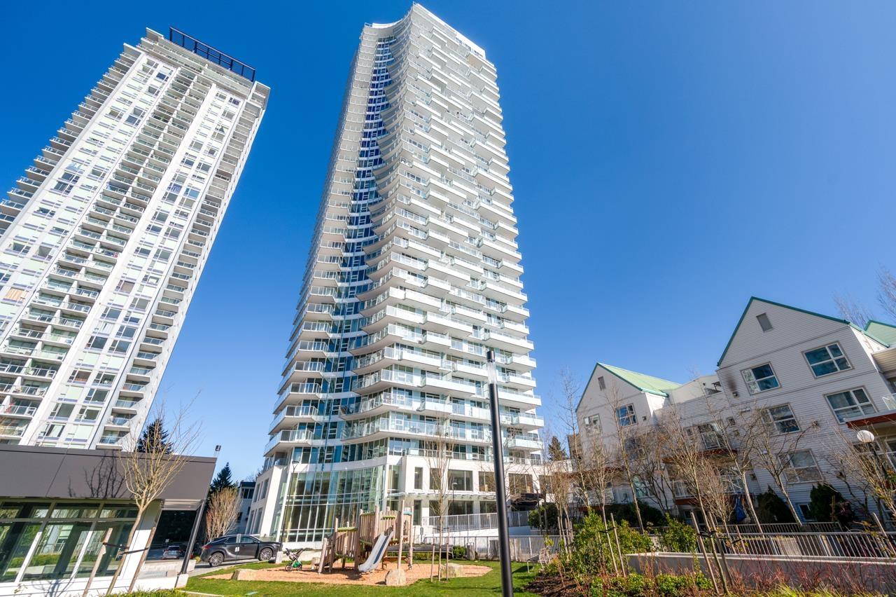 2702 13768 100 Avenue Property Photo 1