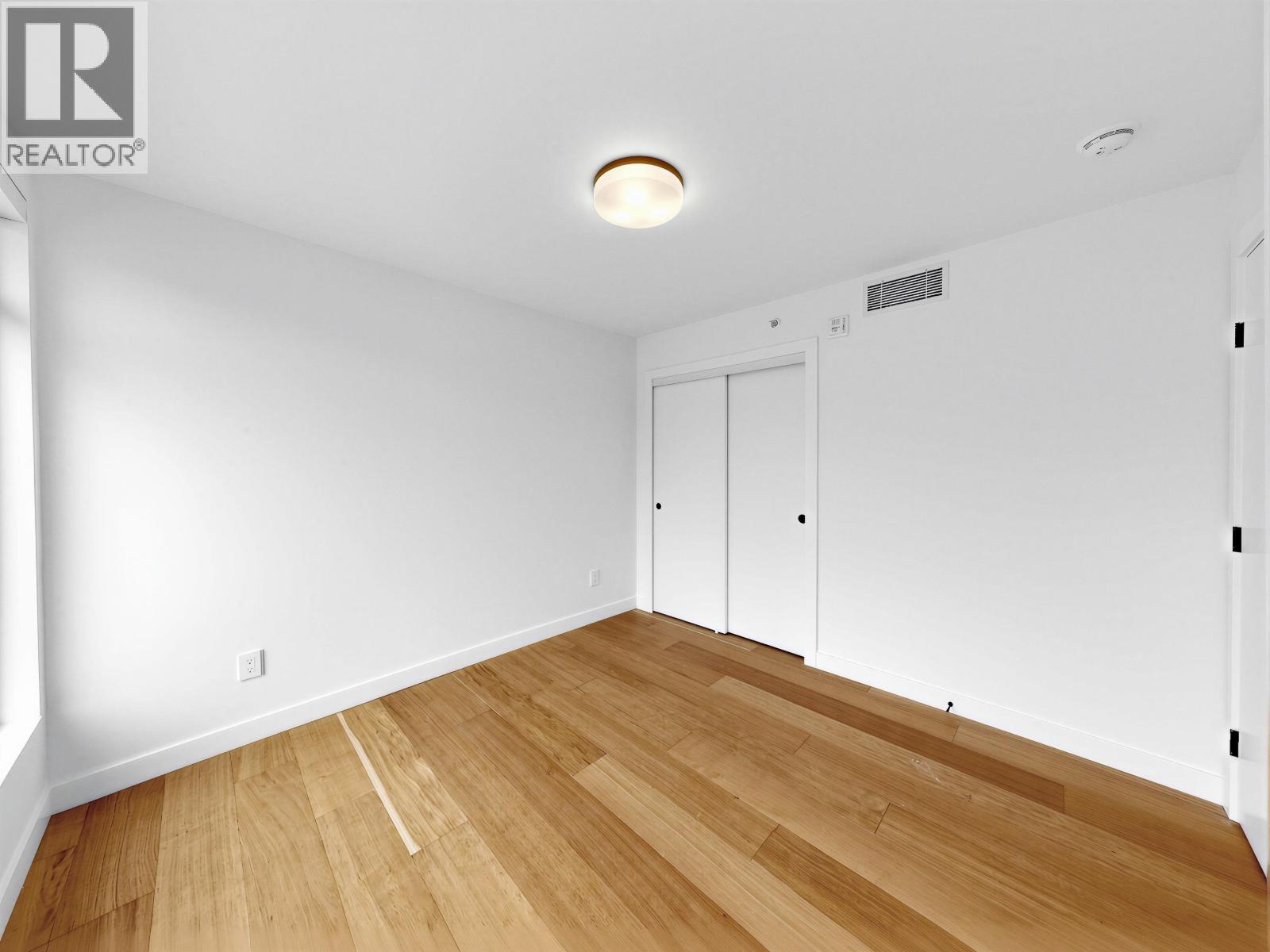 202 6485 Manitoba Street Property Photo 27
