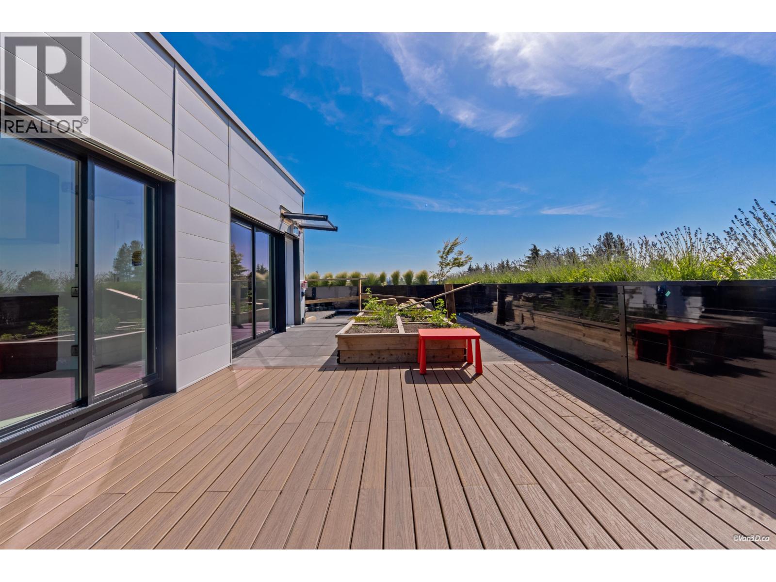 202 6485 Manitoba Street Property Photo 36