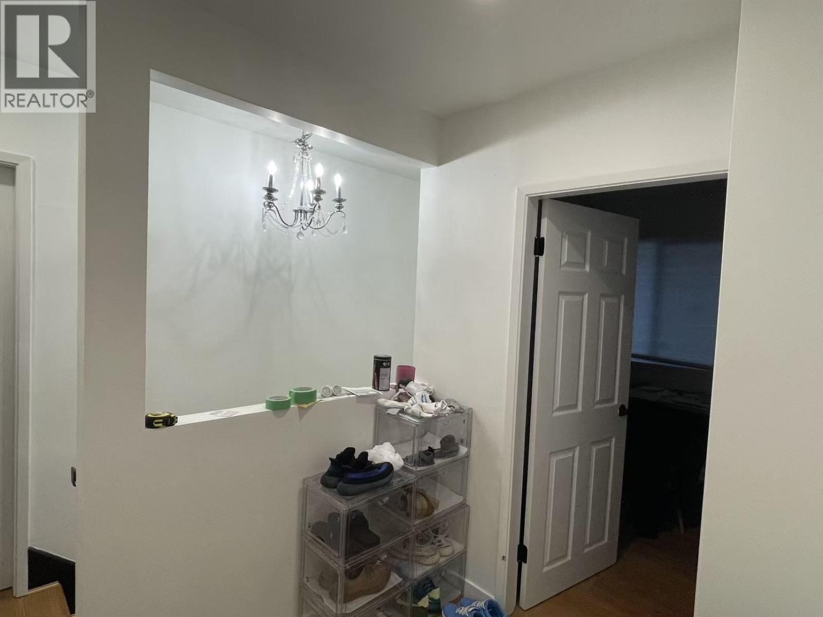 1483 54 Street Property Photo 20