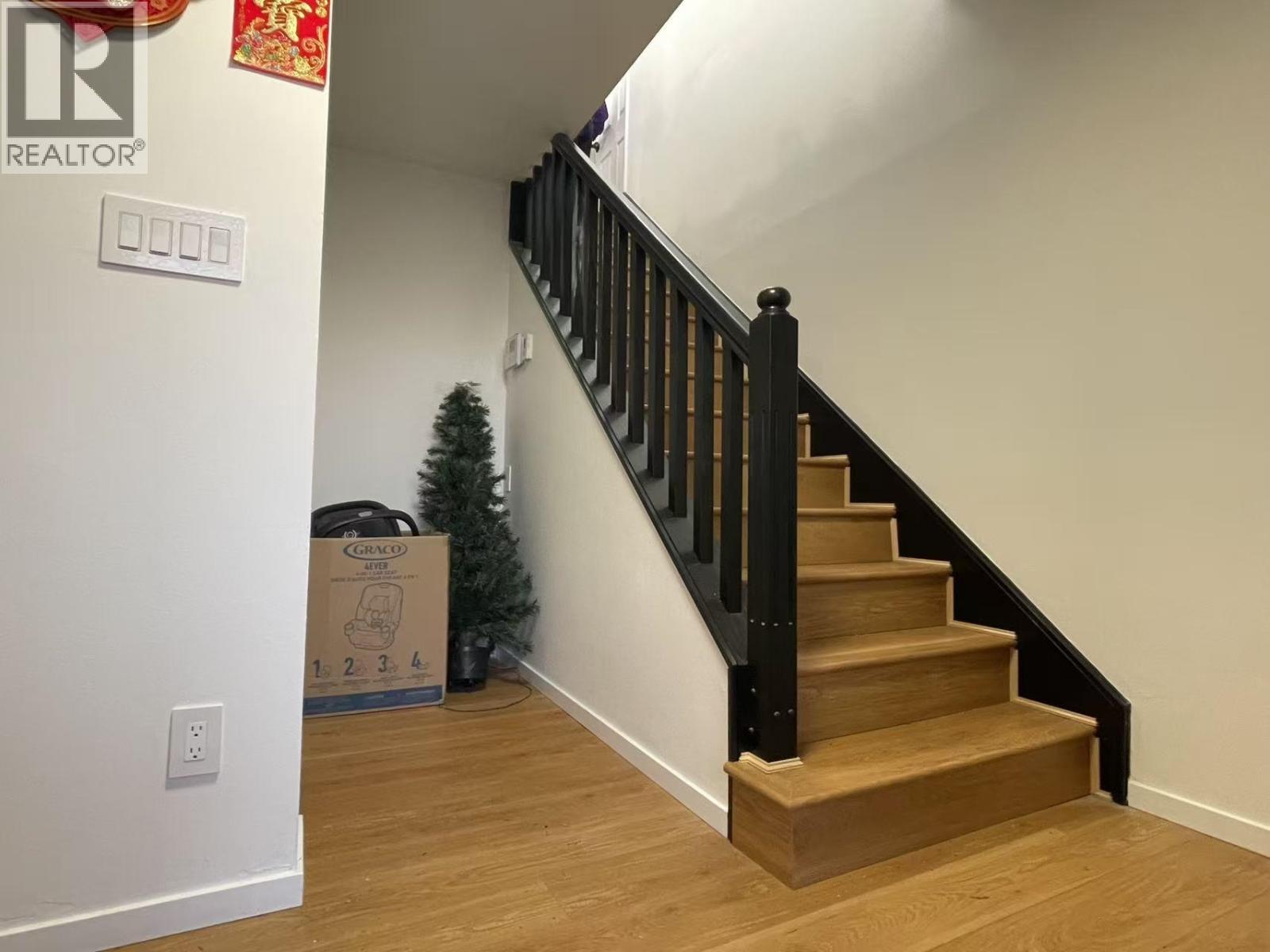 1483 54 Street Property Photo 21