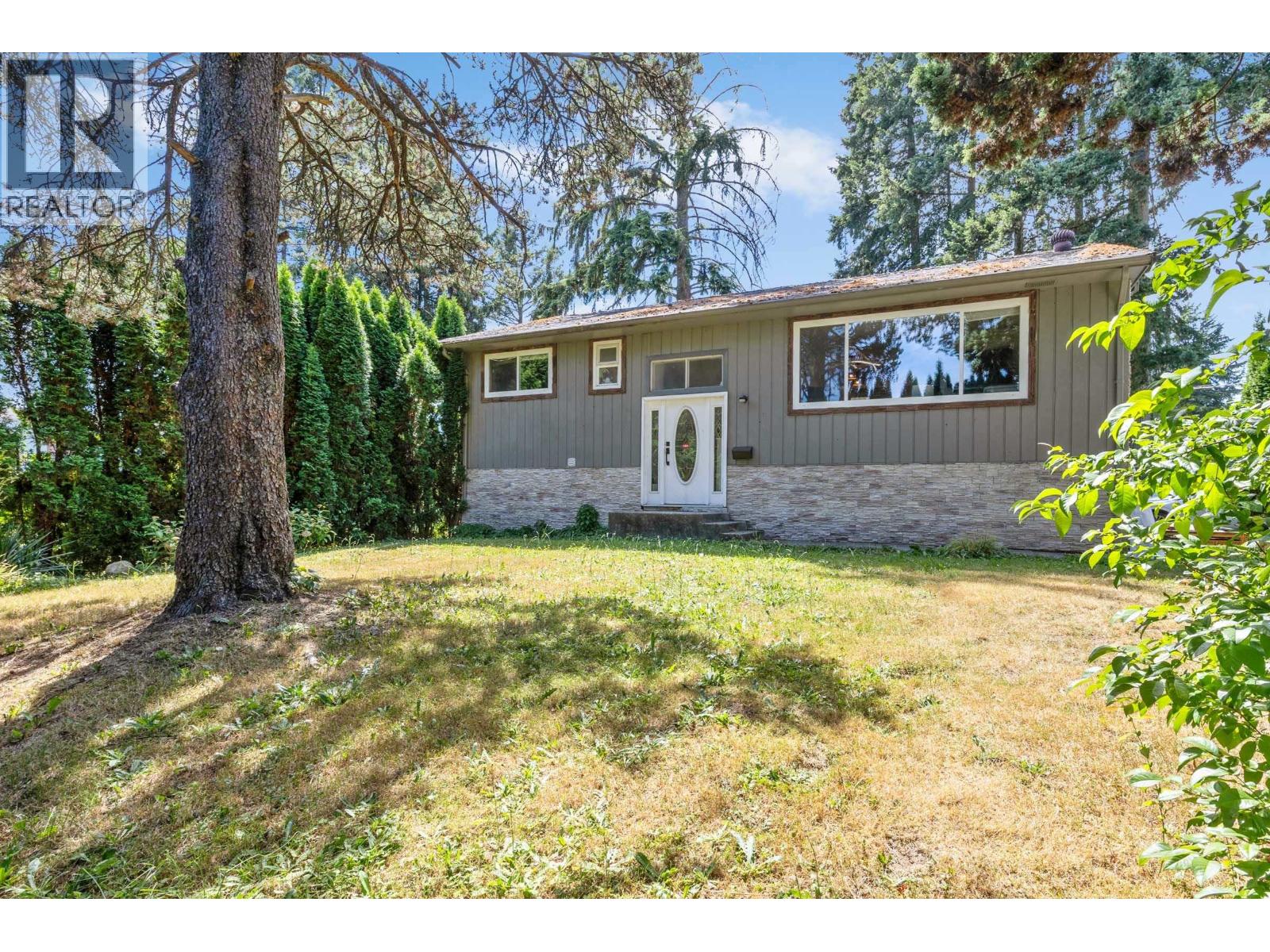 1510 Kent Avenue Property Photo 1