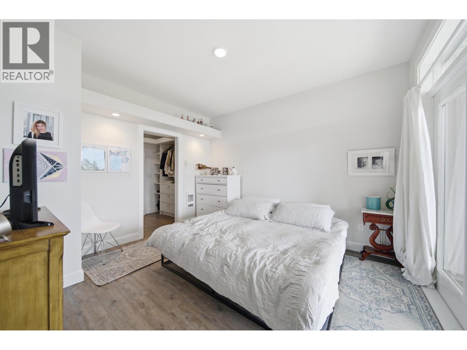 404 4600 Westwater Drive Property Photo 11