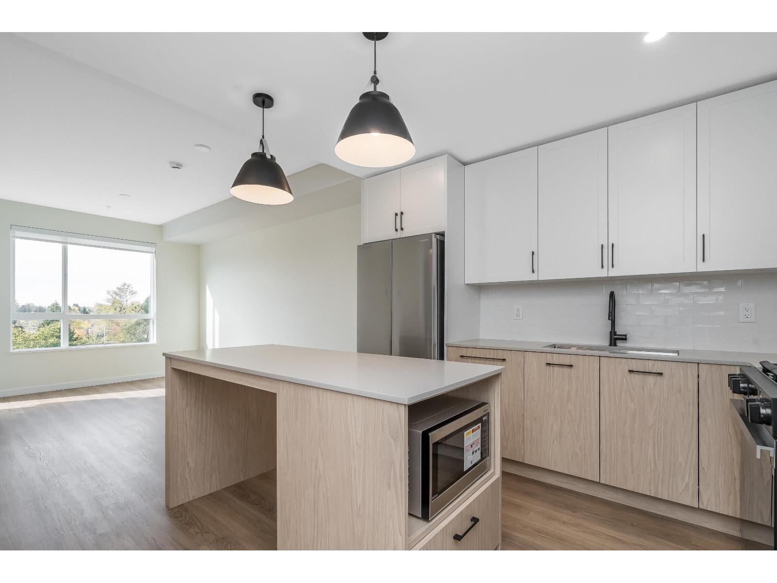 309 27215 Aldergrove Town Centre Drive Property Photo 6
