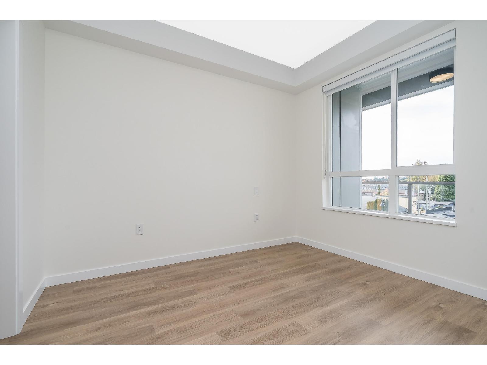 401 27215 Aldergrove Town Centre Drive Property Photo 13