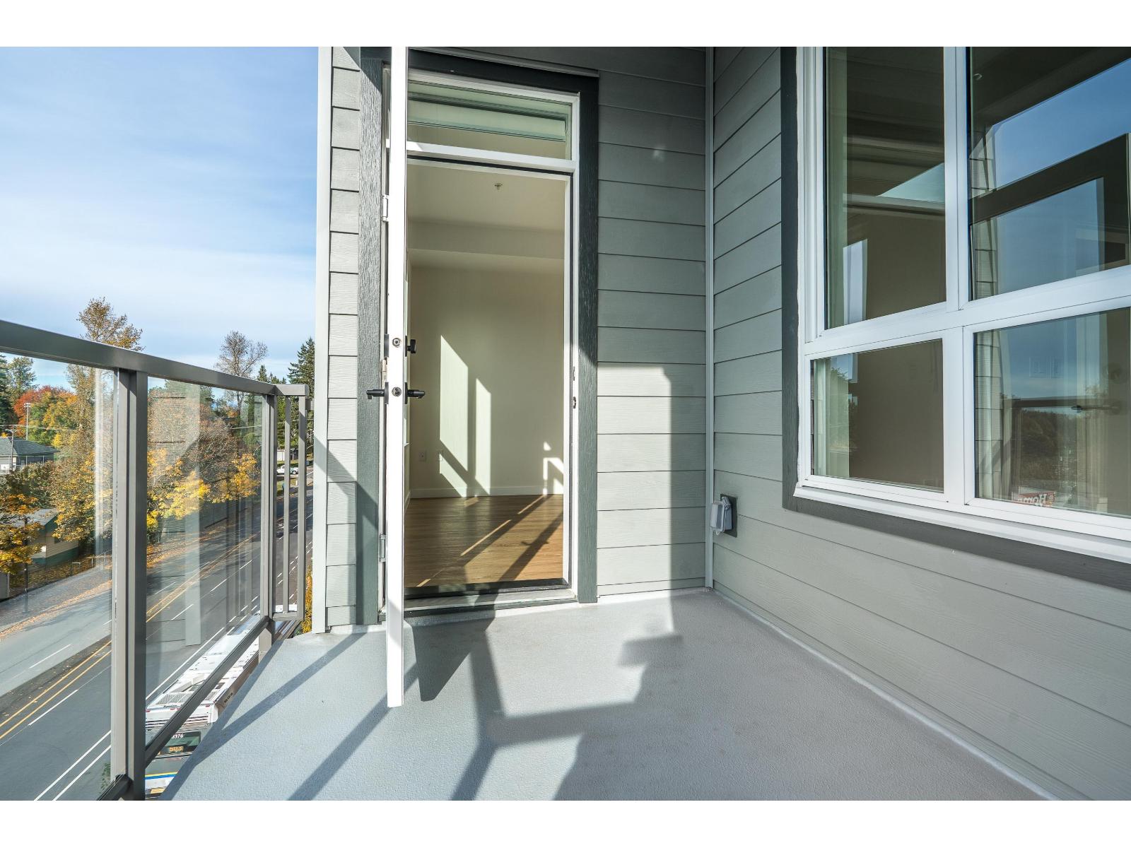 401 27215 Aldergrove Town Centre Drive Property Photo 19