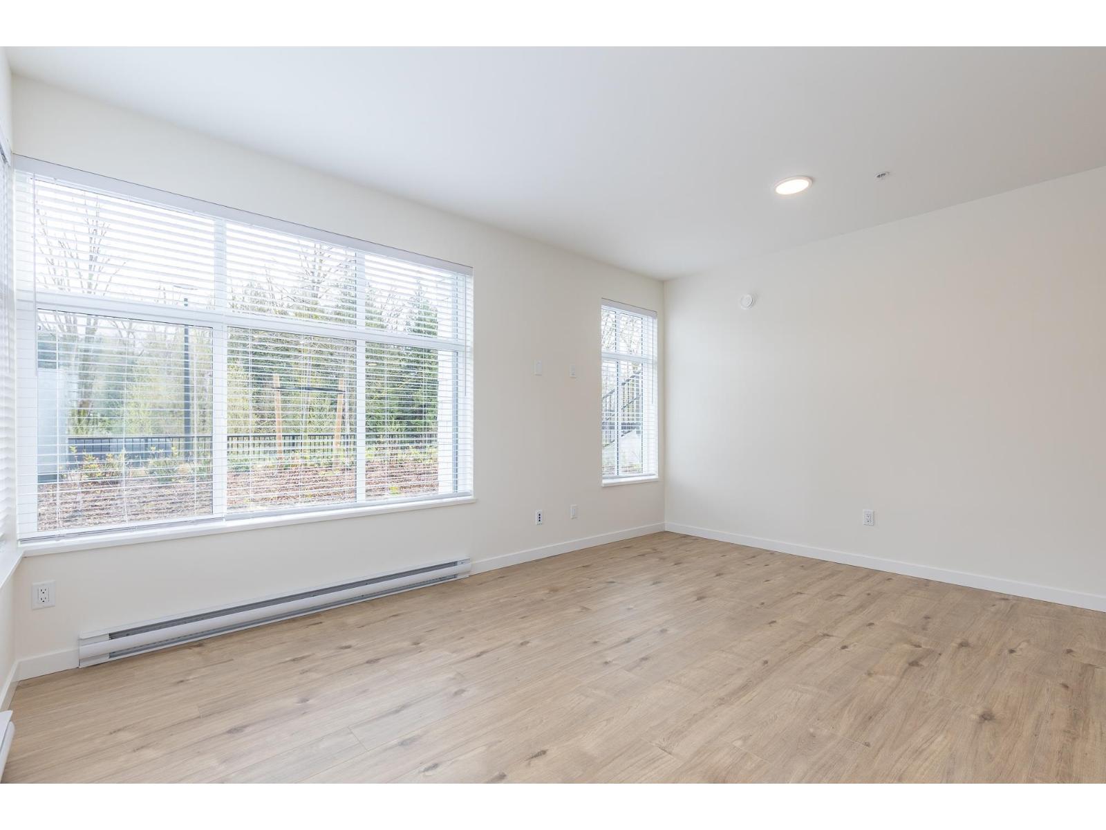 112 33920 Best Avenue Property Photo 13
