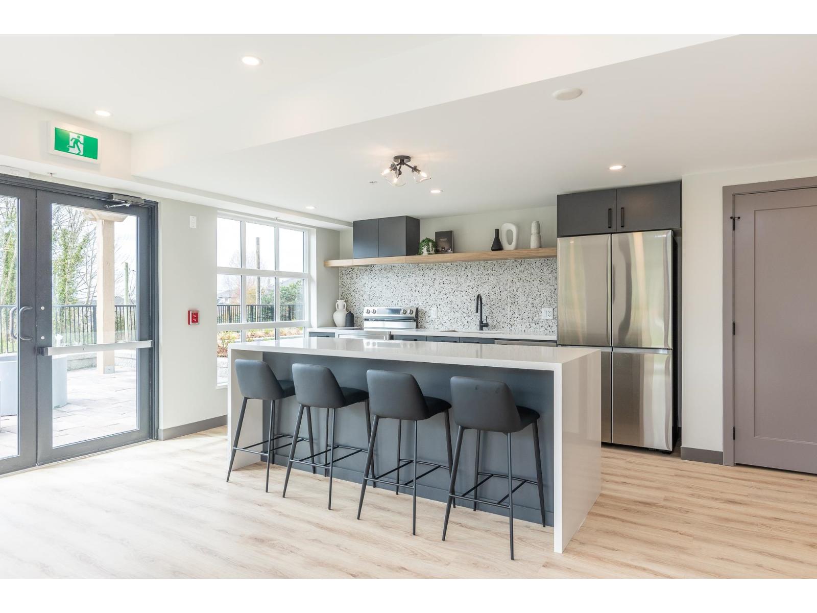 112 33920 Best Avenue Property Photo 31