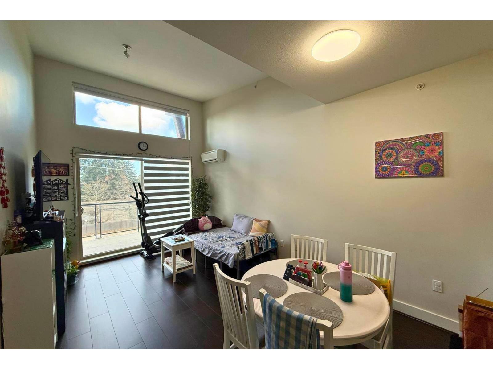 412 6628 120 Street Property Photo 3
