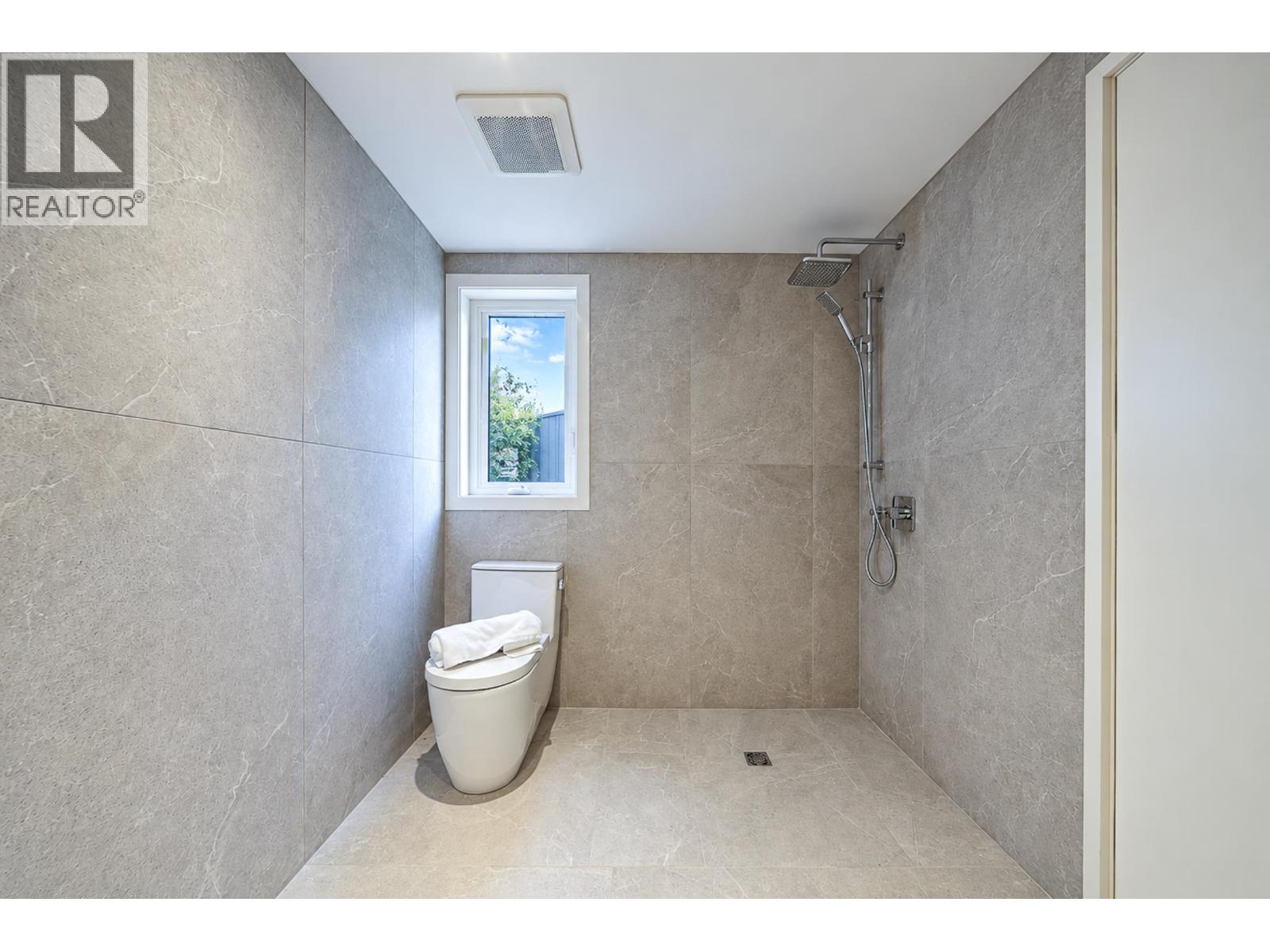 2 3638 W 3rd Avenue Property Photo 26