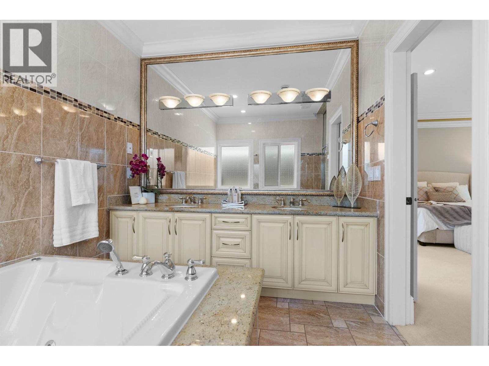 8811 Minler Road Property Photo 17