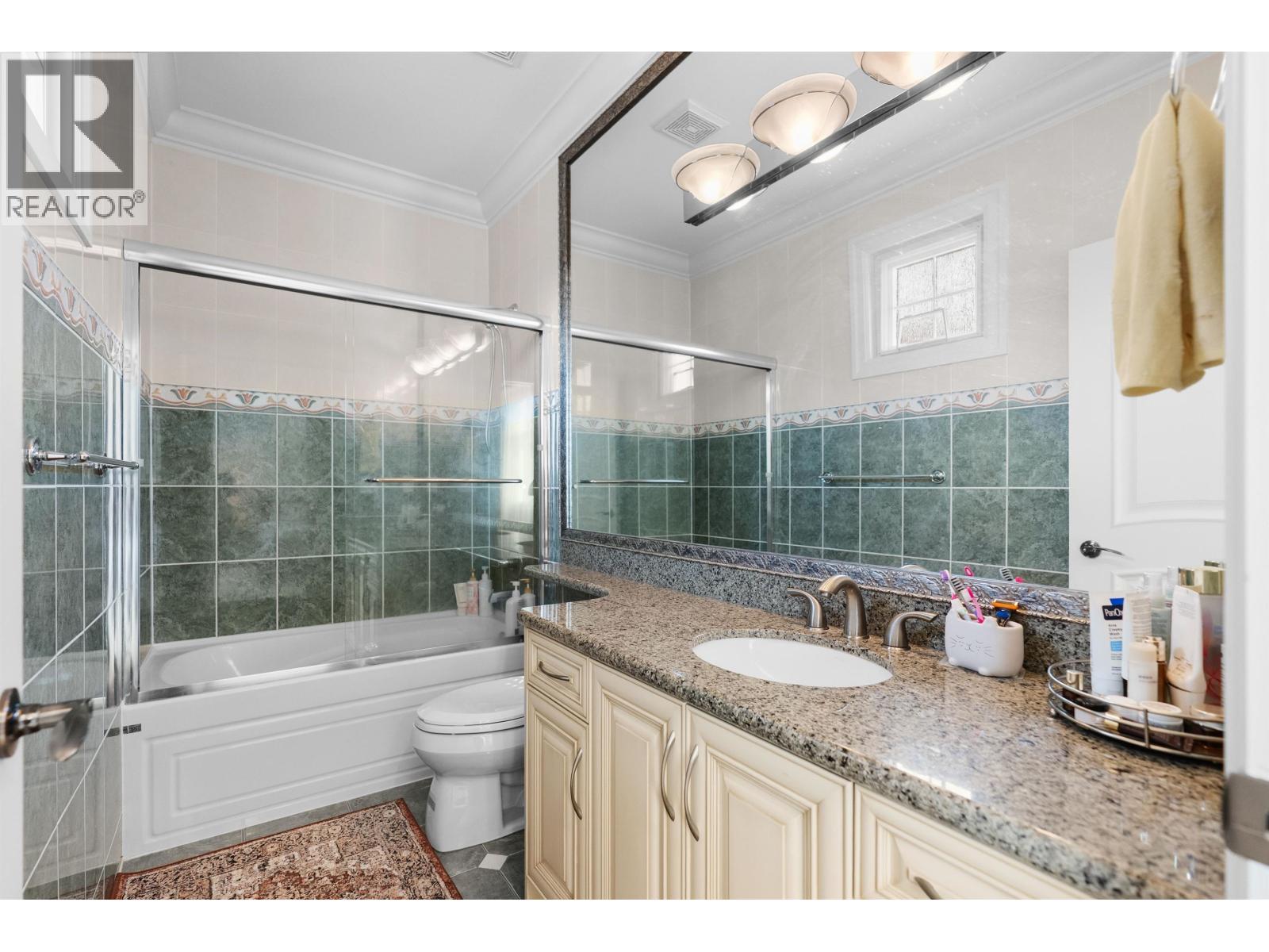 8811 Minler Road Property Photo 25
