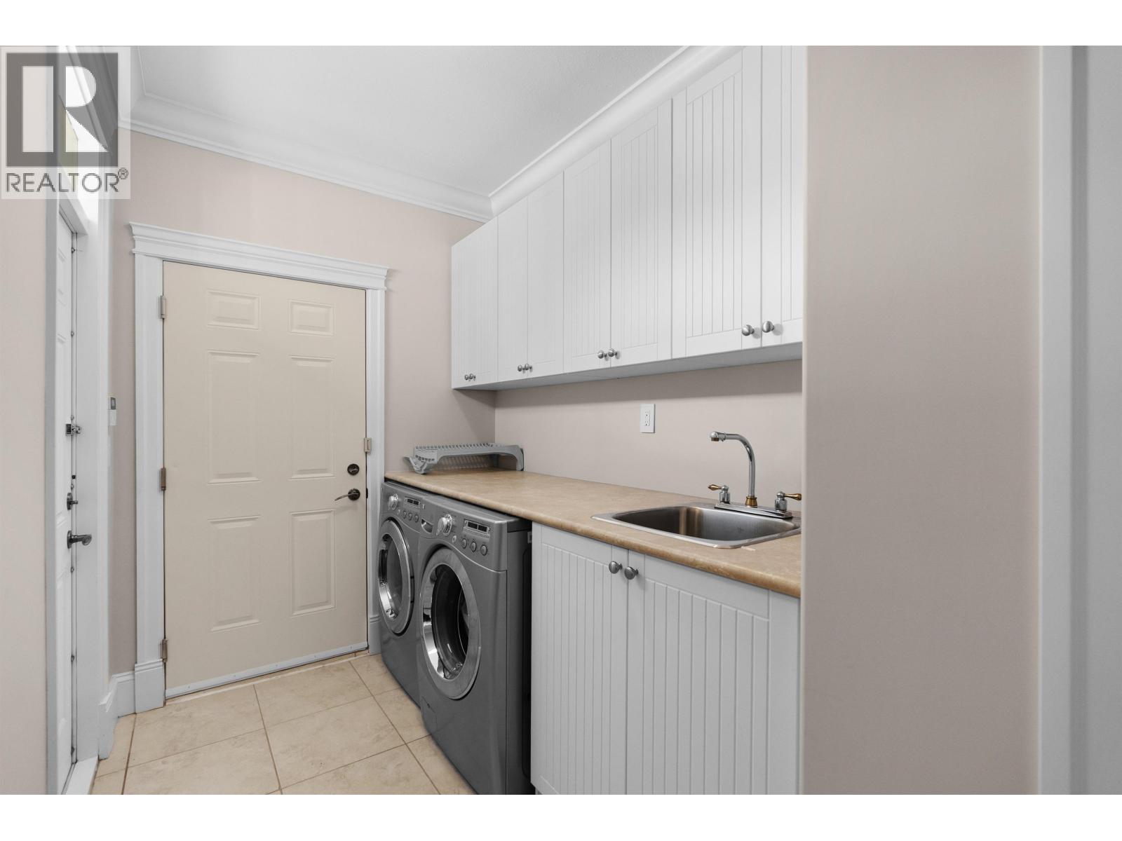 8811 Minler Road Property Photo 32