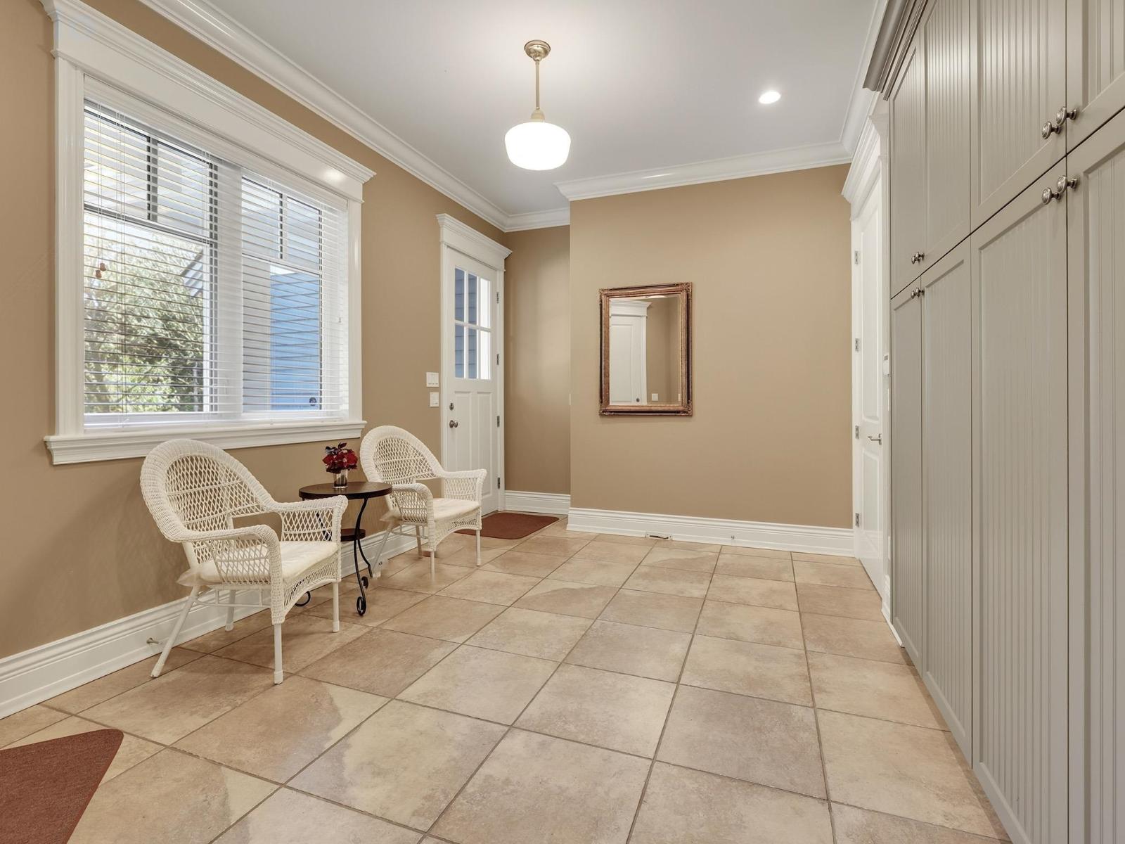 13464 Vine Maple Drive Property Photo 14