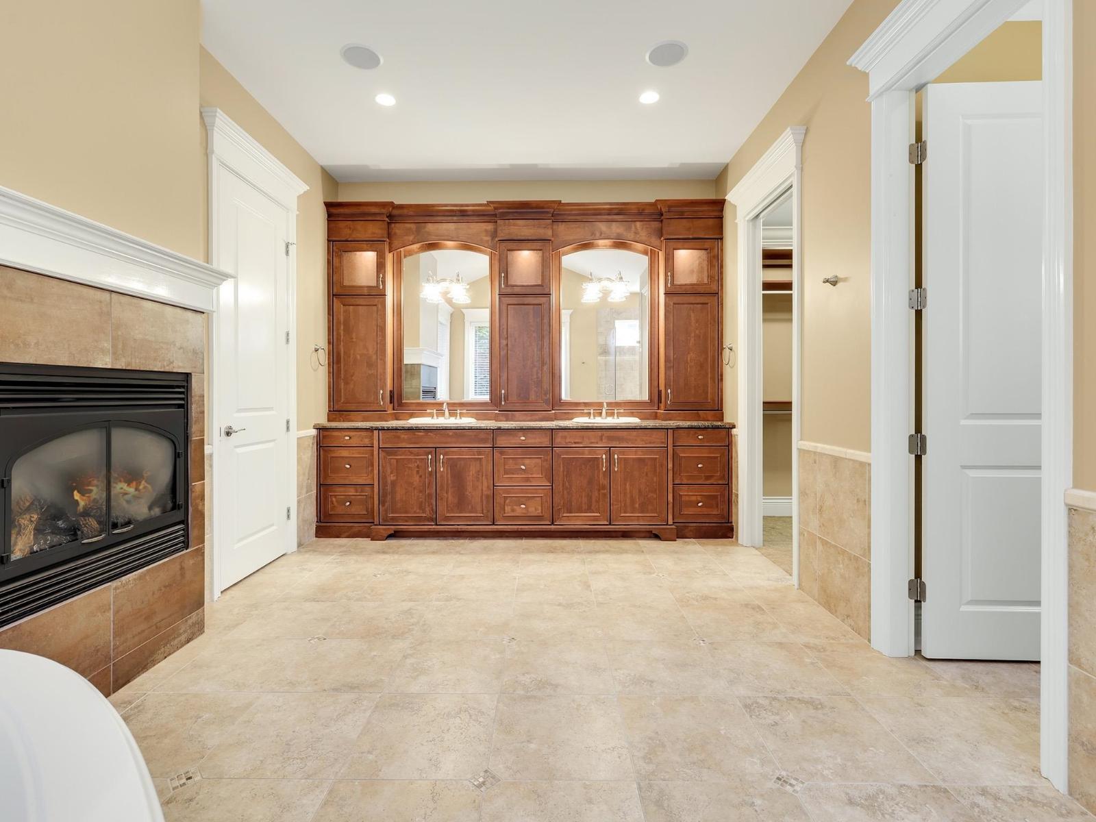 13464 Vine Maple Drive Property Photo 17