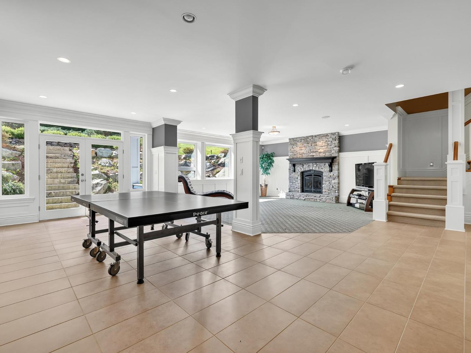 13464 Vine Maple Drive Property Photo 22