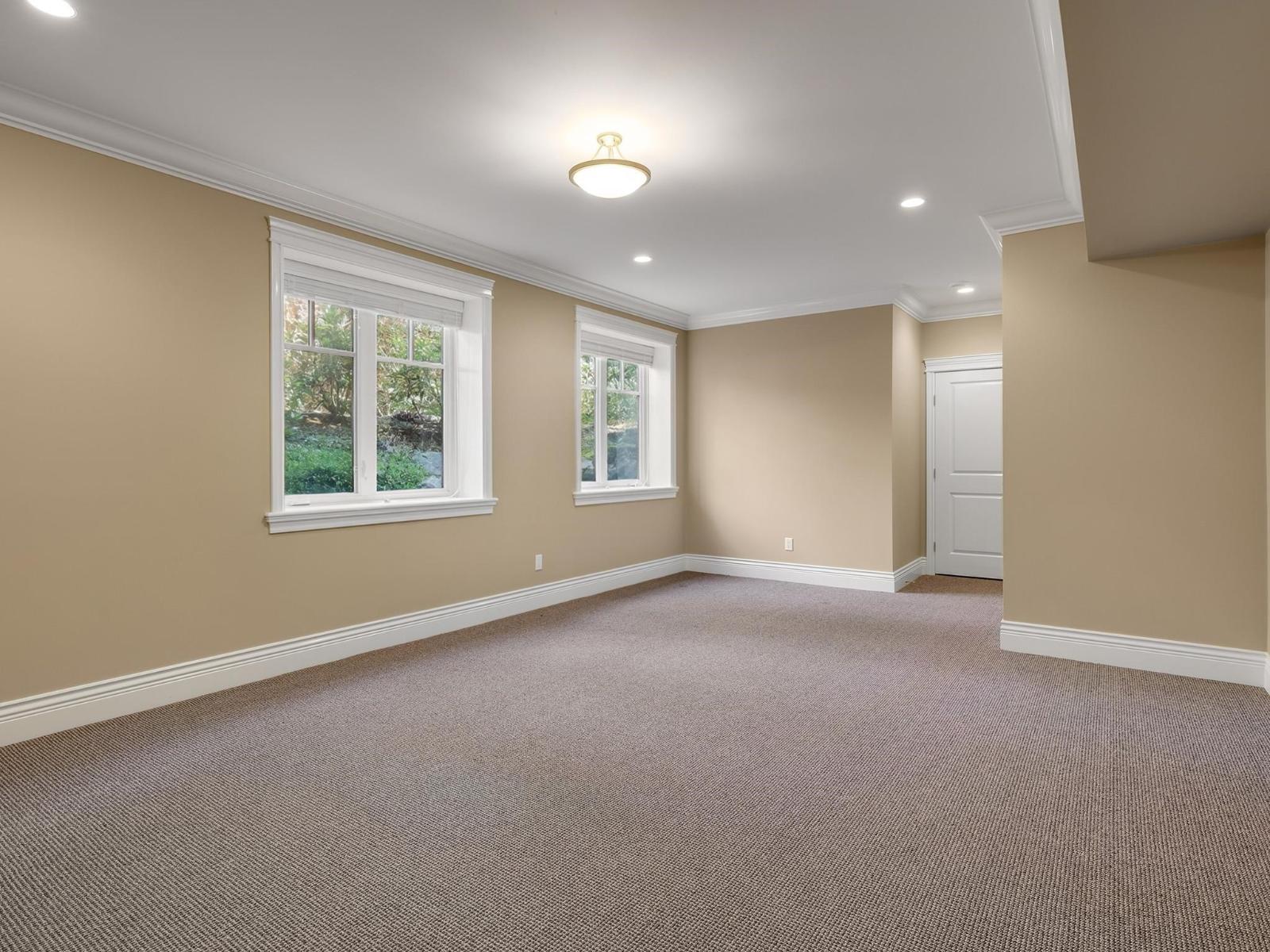 13464 Vine Maple Drive Property Photo 26