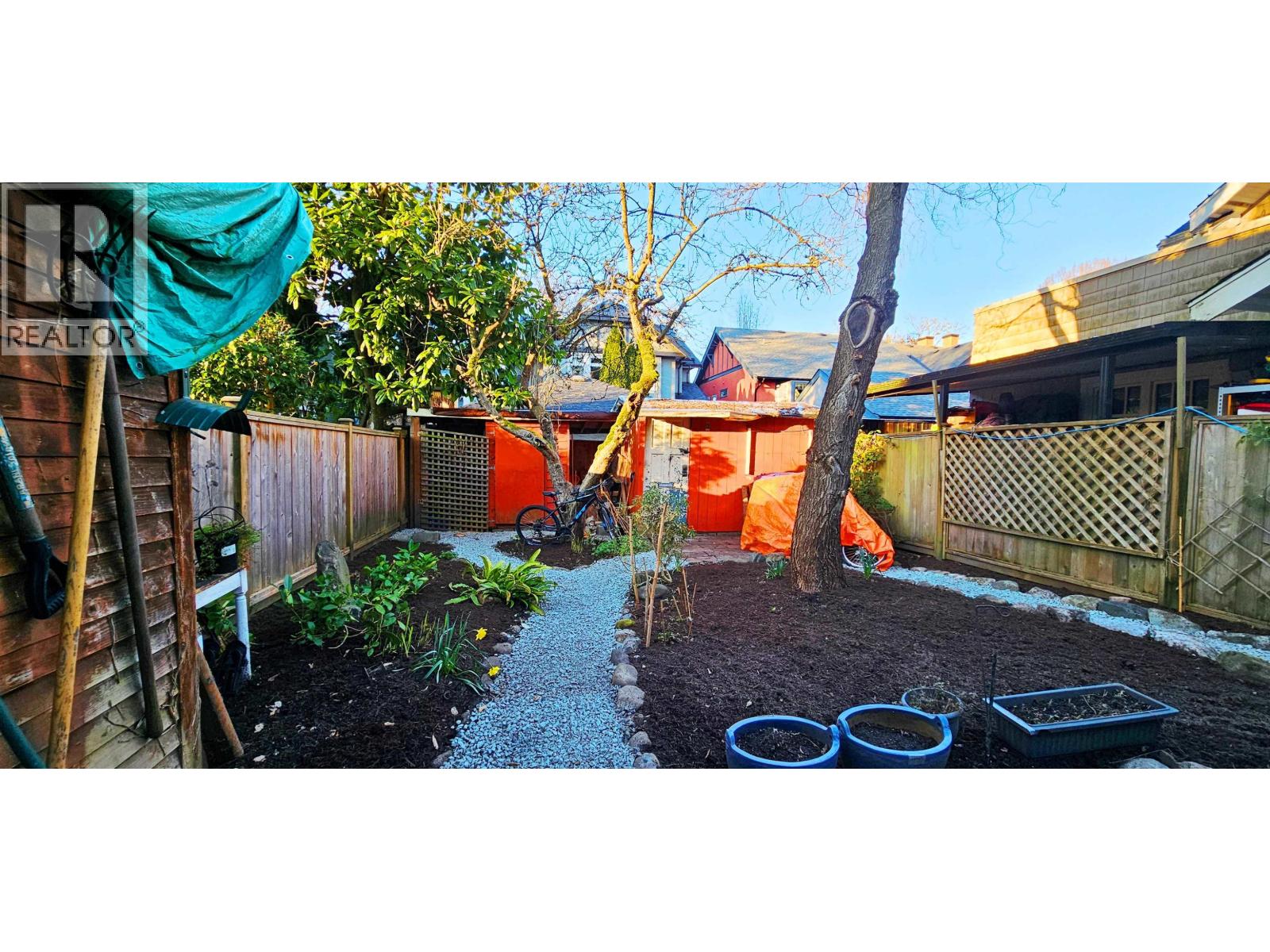 2635 W 7th Avenue Property Photo 24