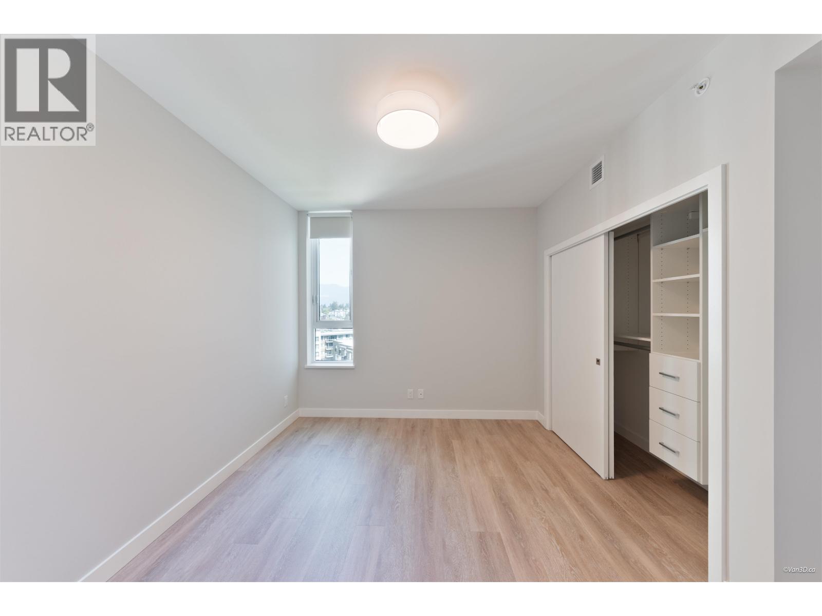 1105 567 Emerson Street Property Photo 5