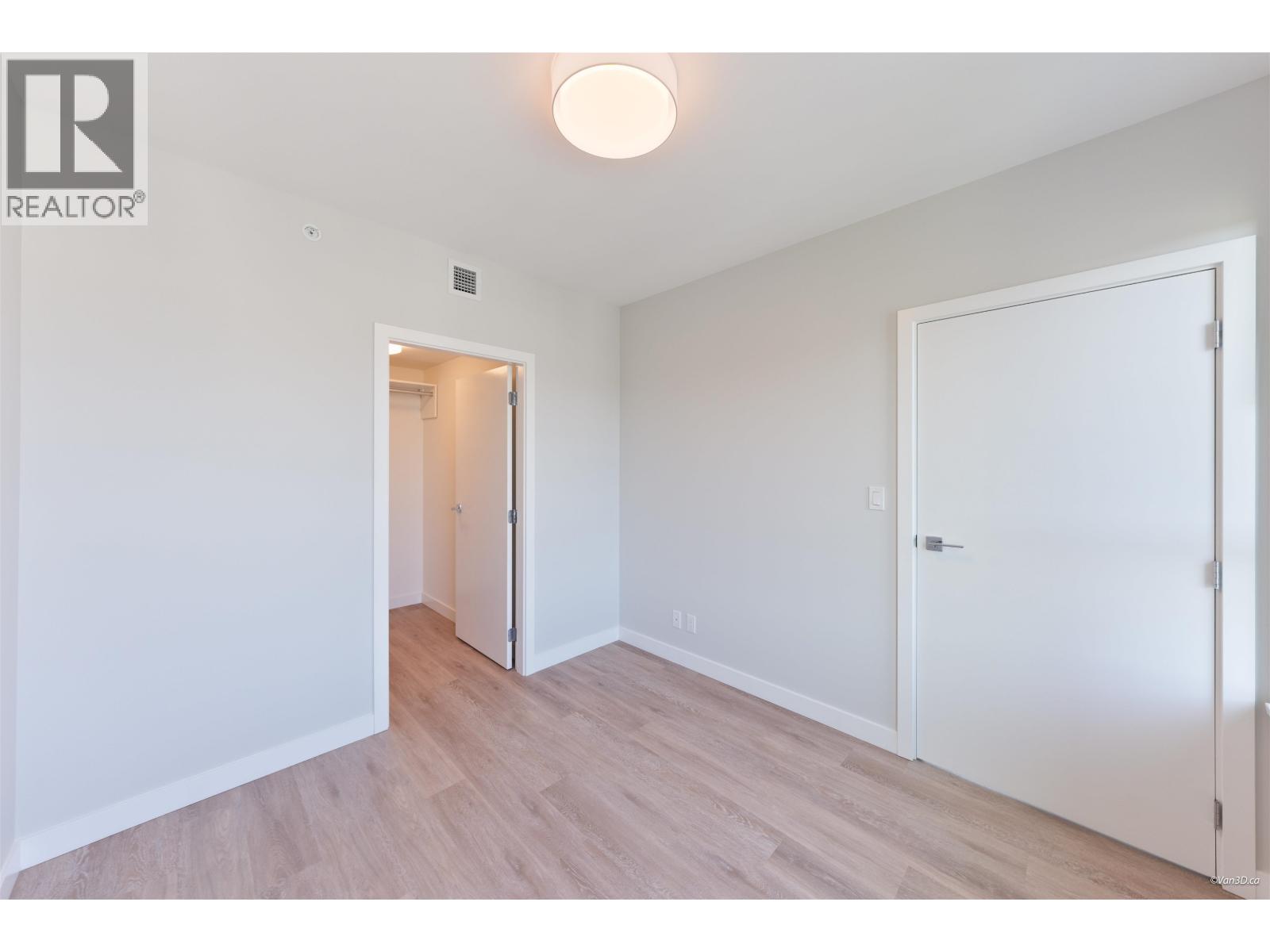 1105 567 Emerson Street Property Photo 10