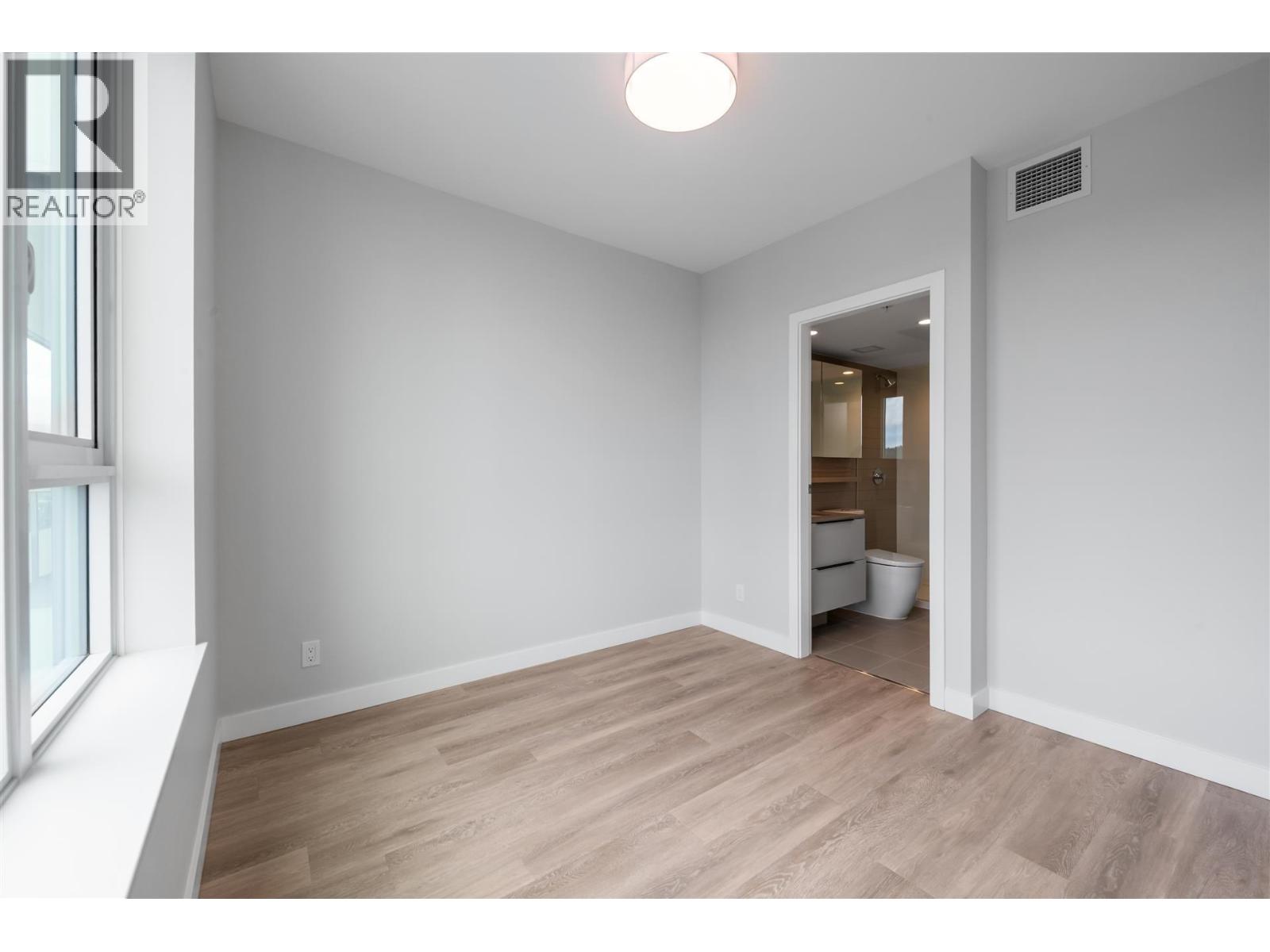 2609 567 Emerson Street Property Photo 15
