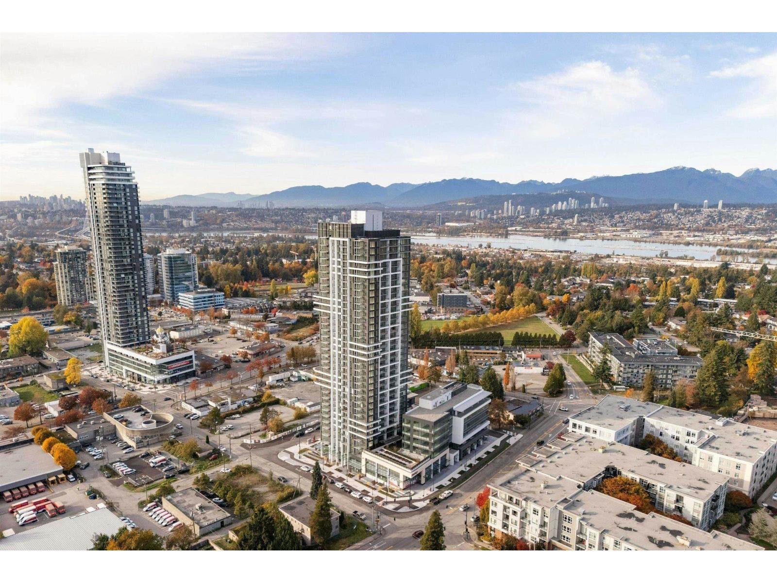 1605 13675 107A AVENUE Property Photo 1