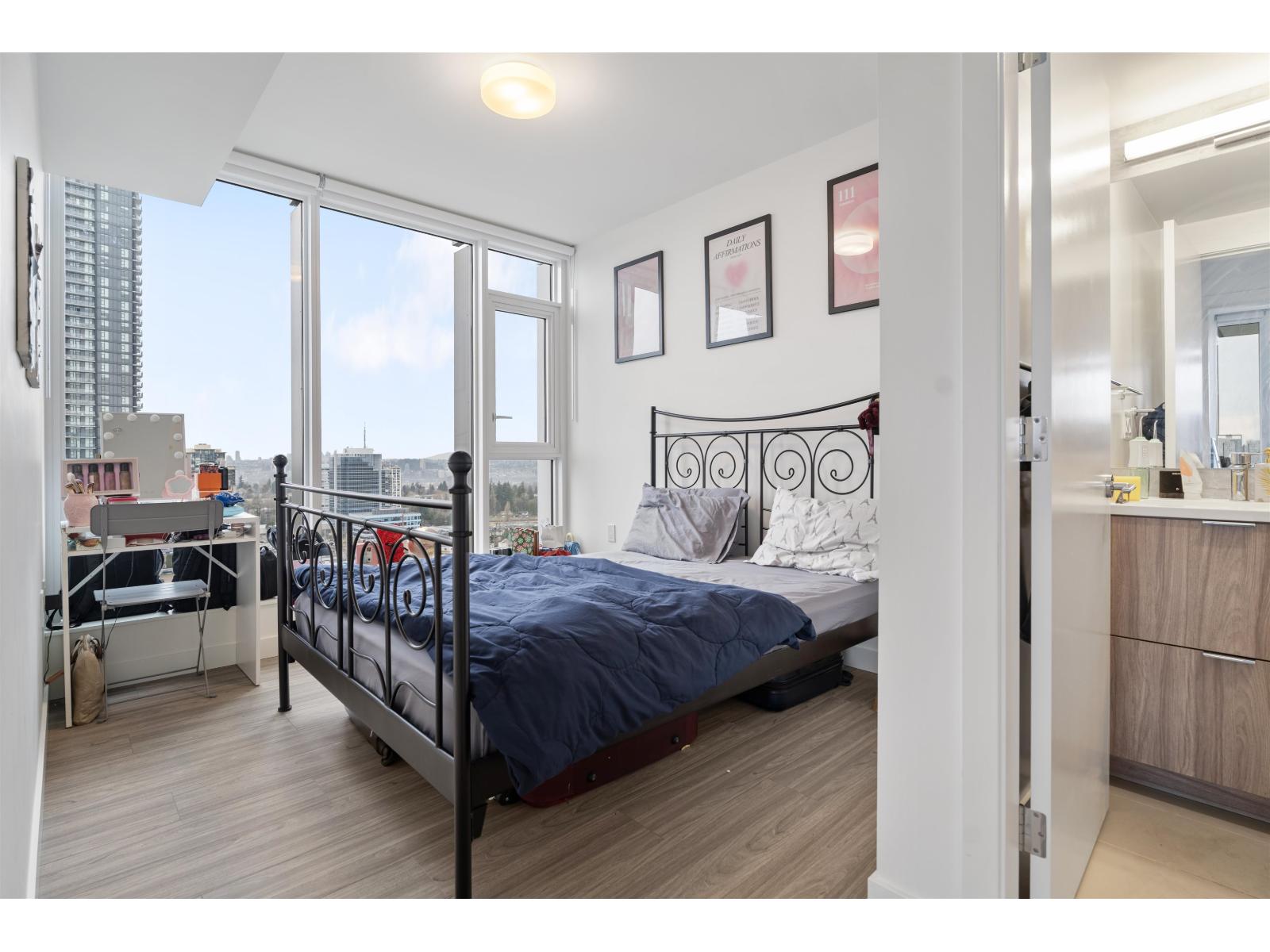 1605 13675 107a Avenue Property Photo 9