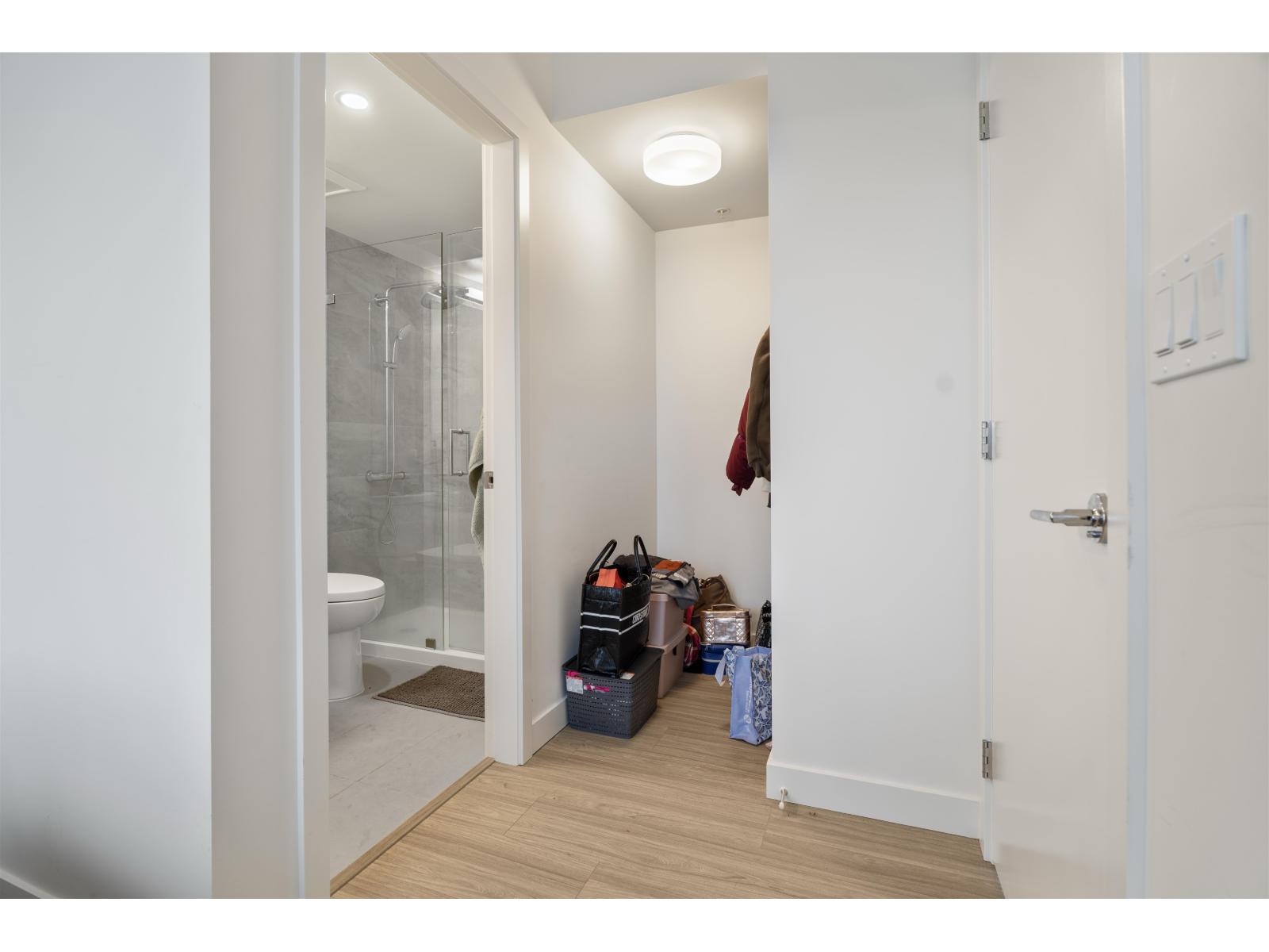 1605 13675 107a Avenue Property Photo 10