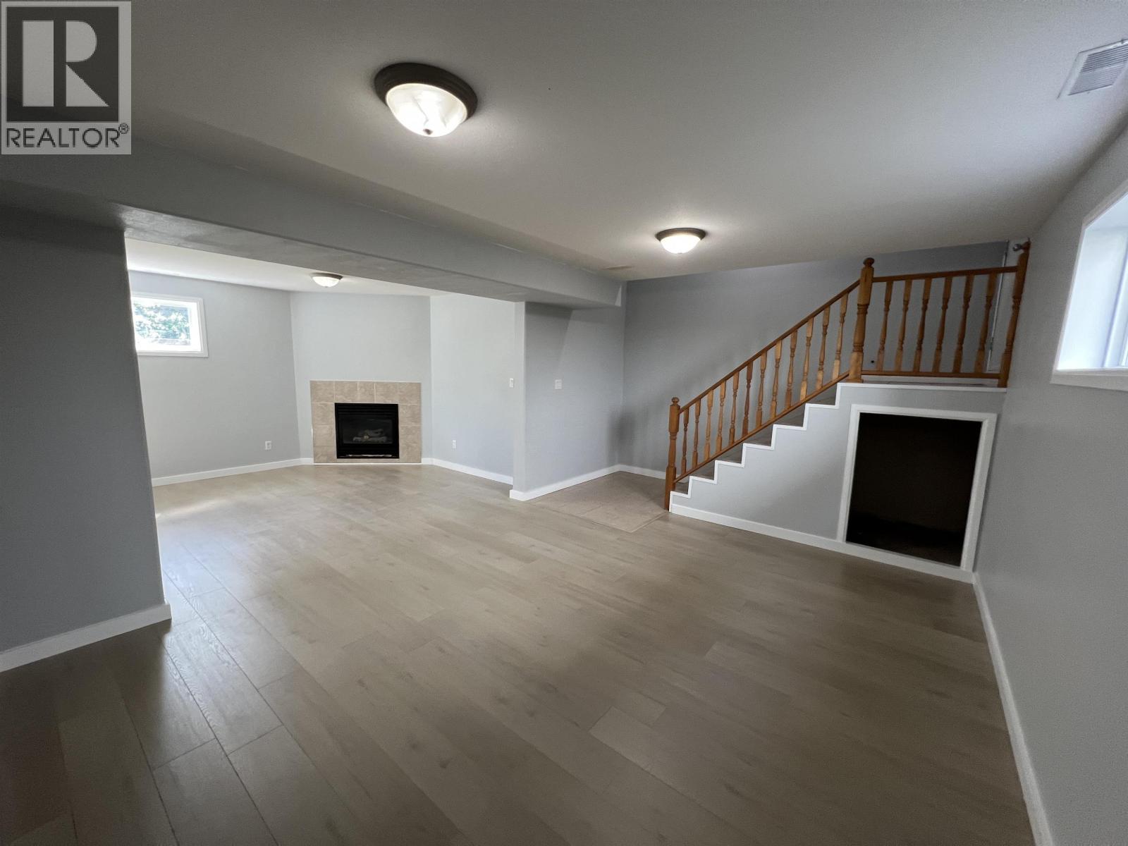 5213 Hallmark Crescent Property Photo 18