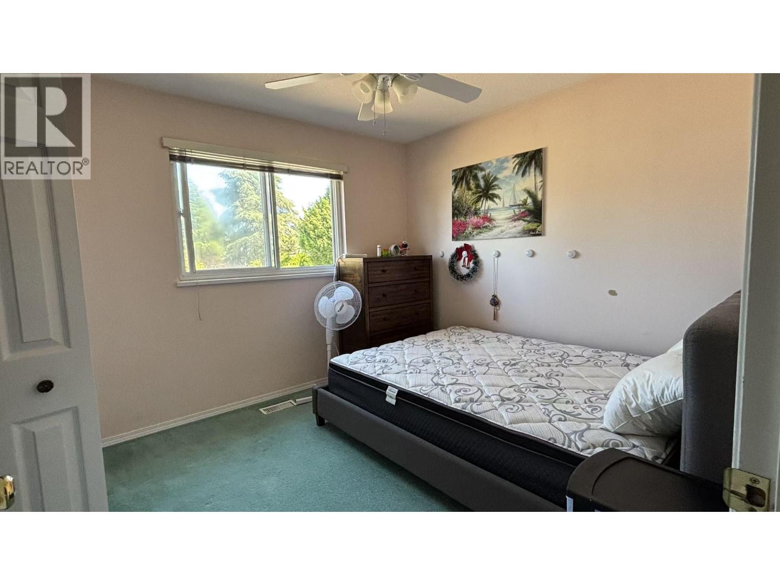 Main Floor 6711 MAYFLOWER DRIVE